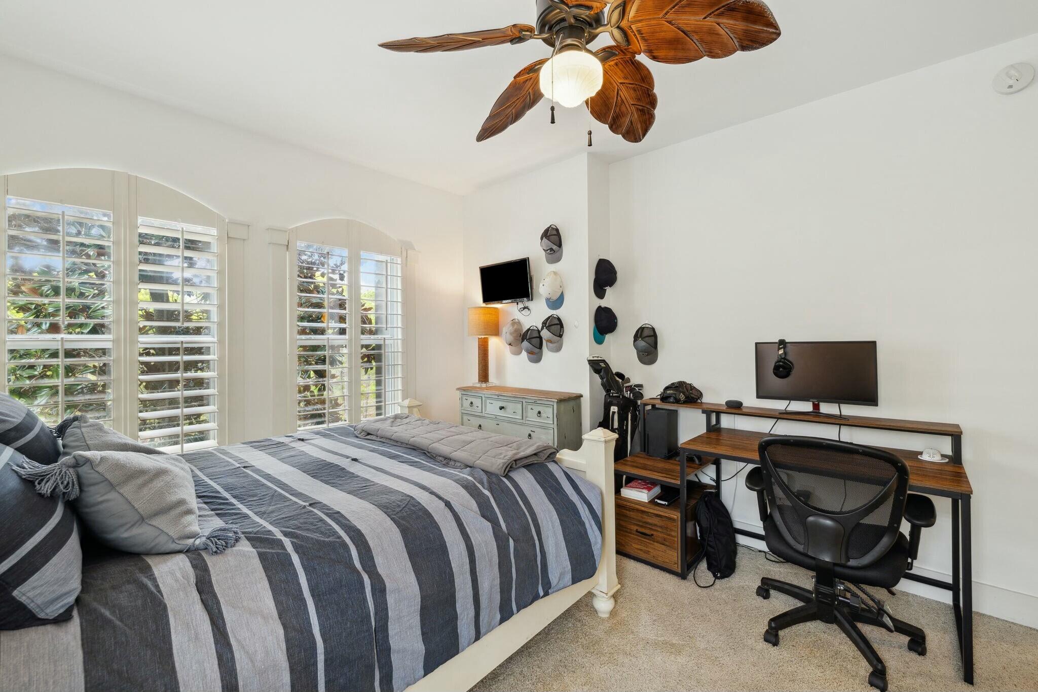 SEA VIEW VILLAS - Residential