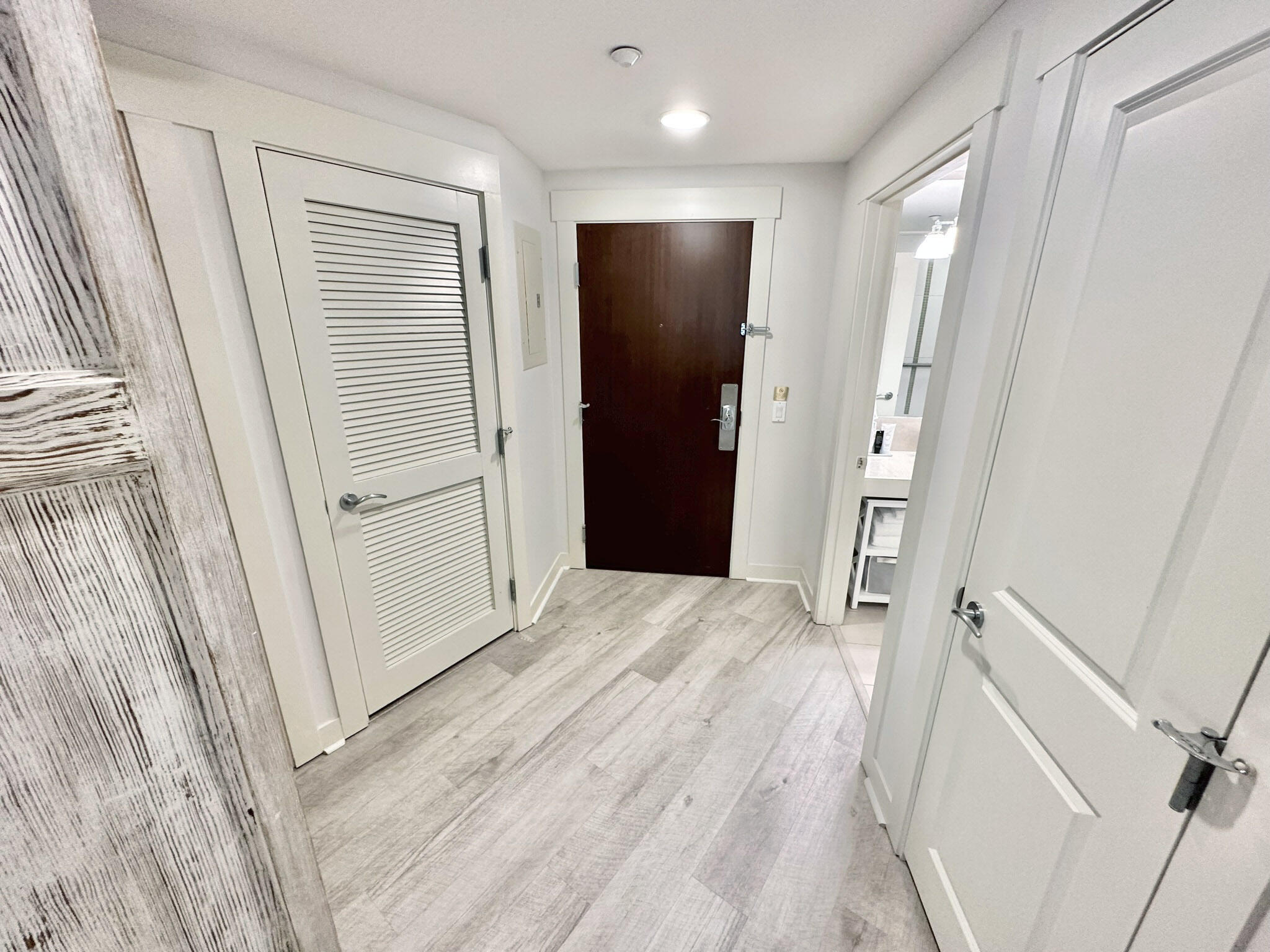 BAHIA CONDO - Residential