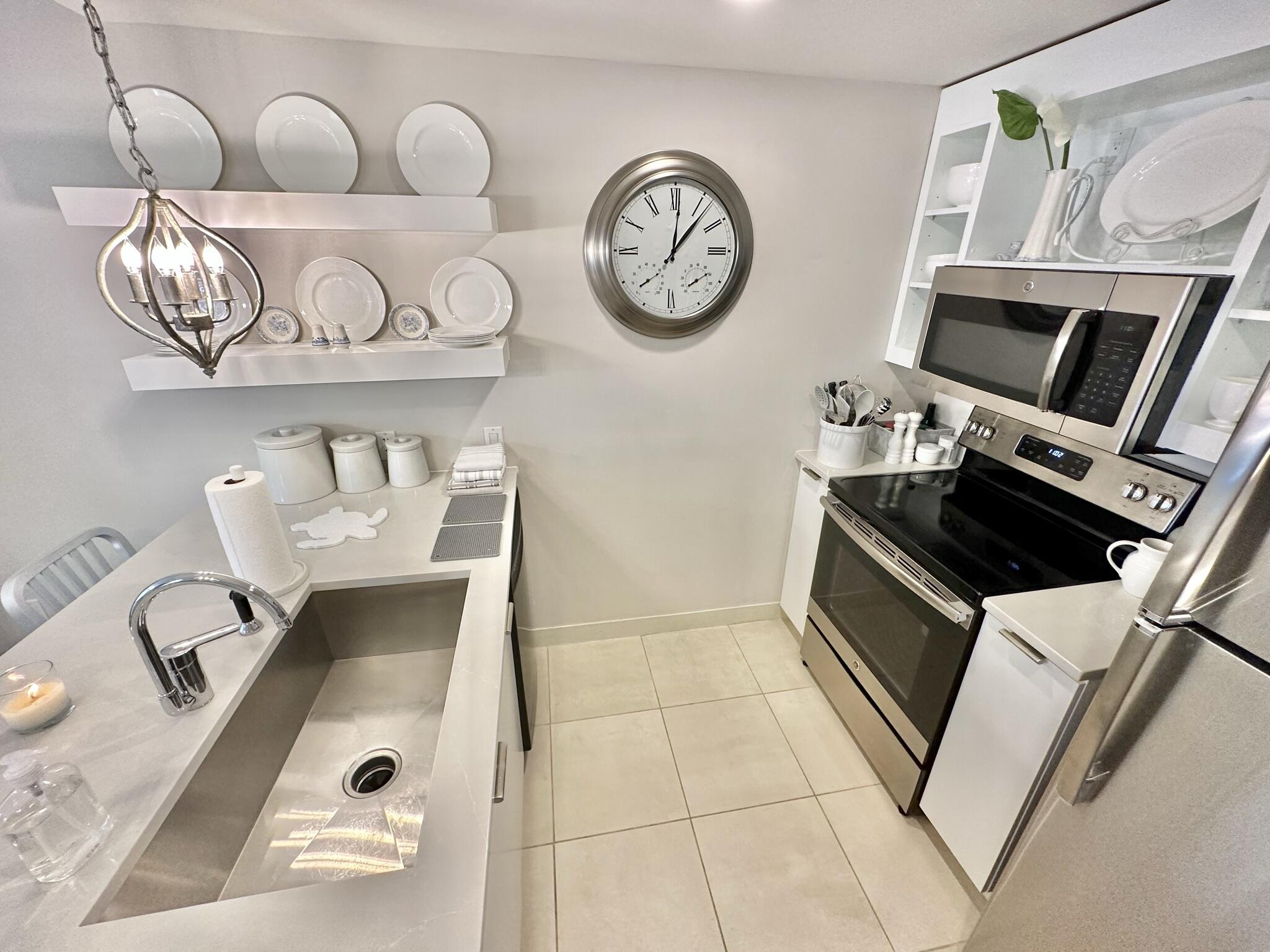 BAHIA CONDO - Residential