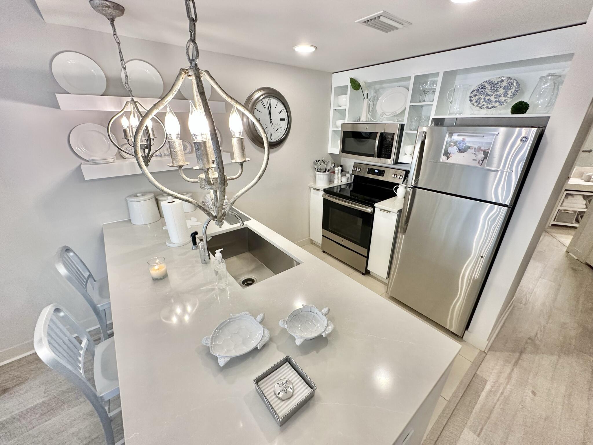 BAHIA CONDO - Residential