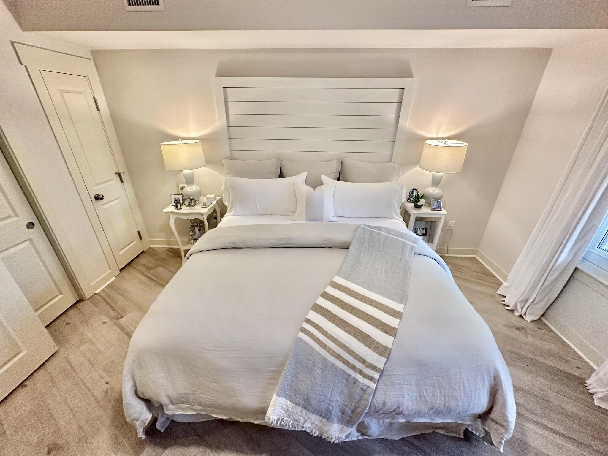 BAHIA CONDO - Residential