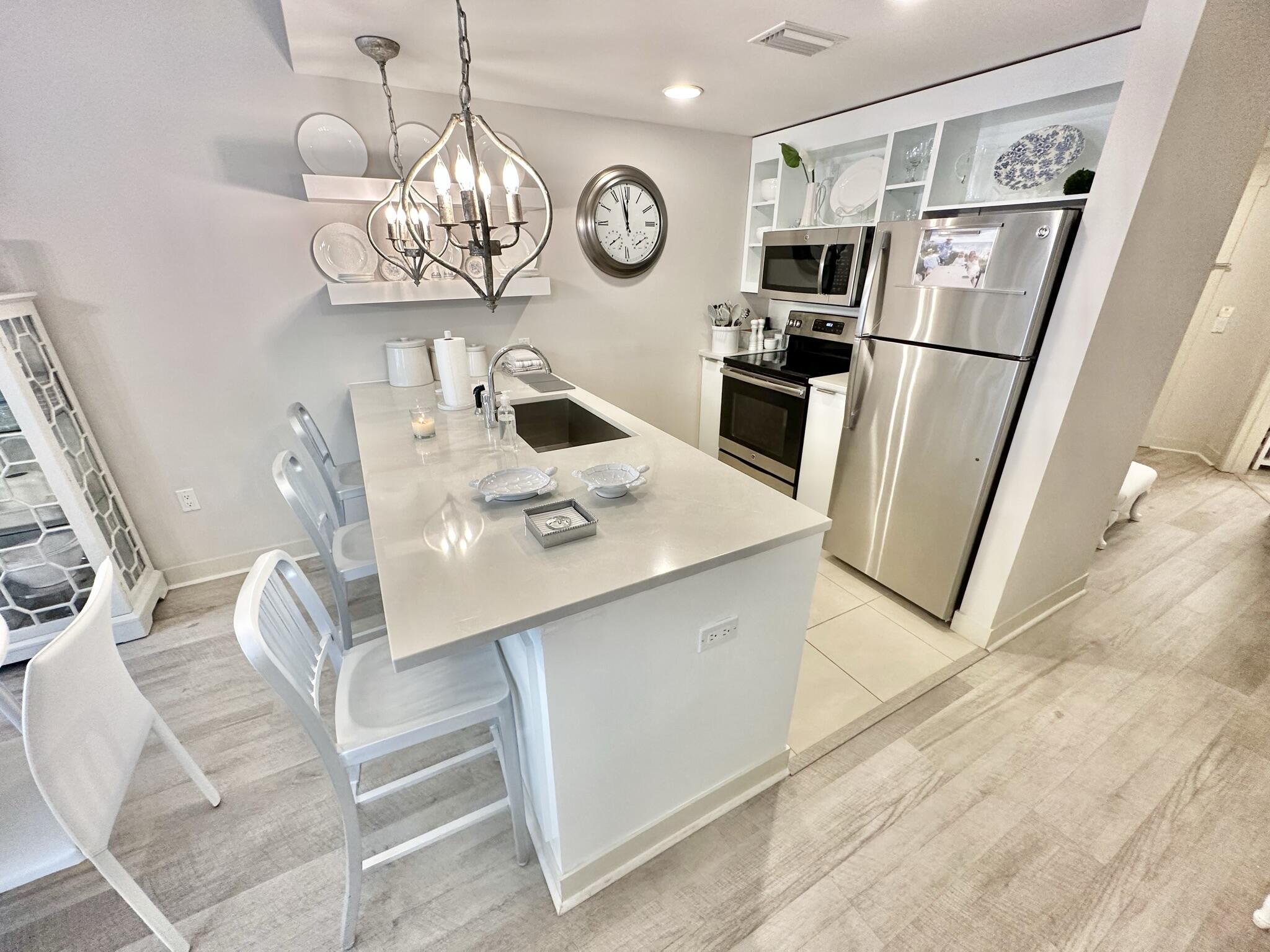 BAHIA CONDO - Residential