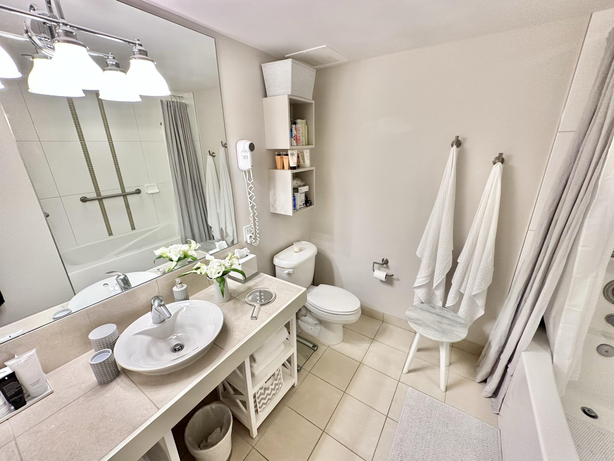 BAHIA CONDO - Residential