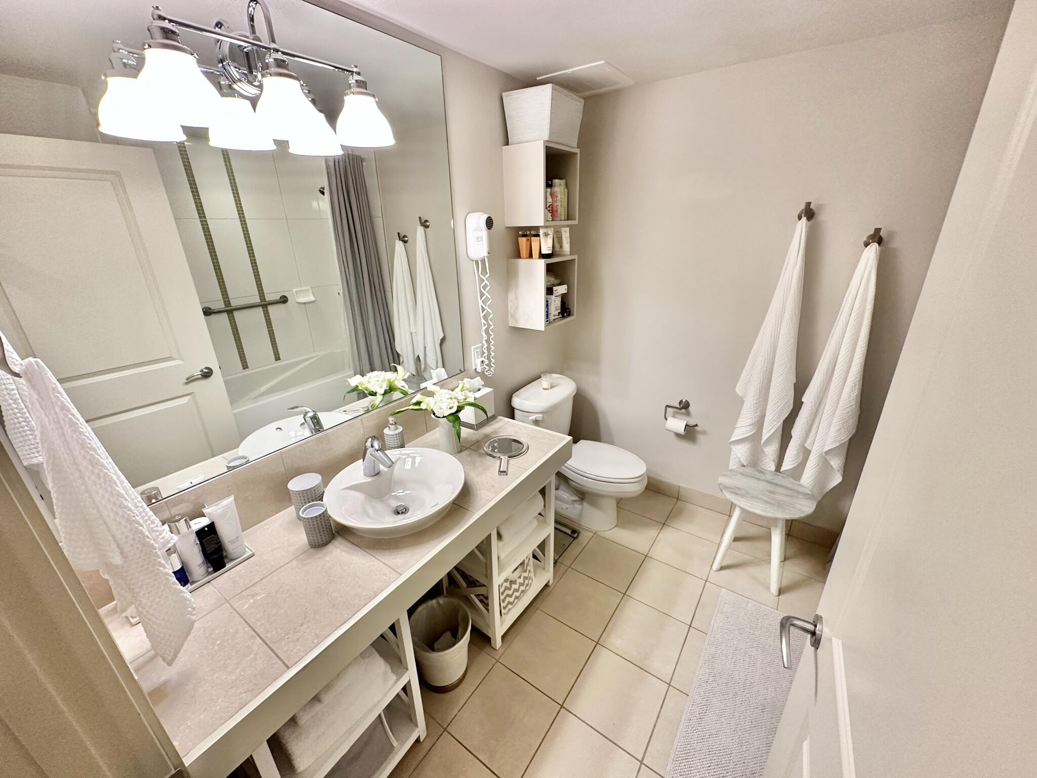 BAHIA CONDO - Residential