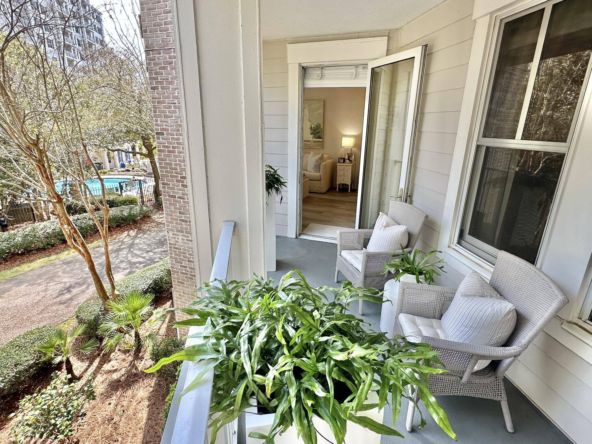 BAHIA CONDO - Residential