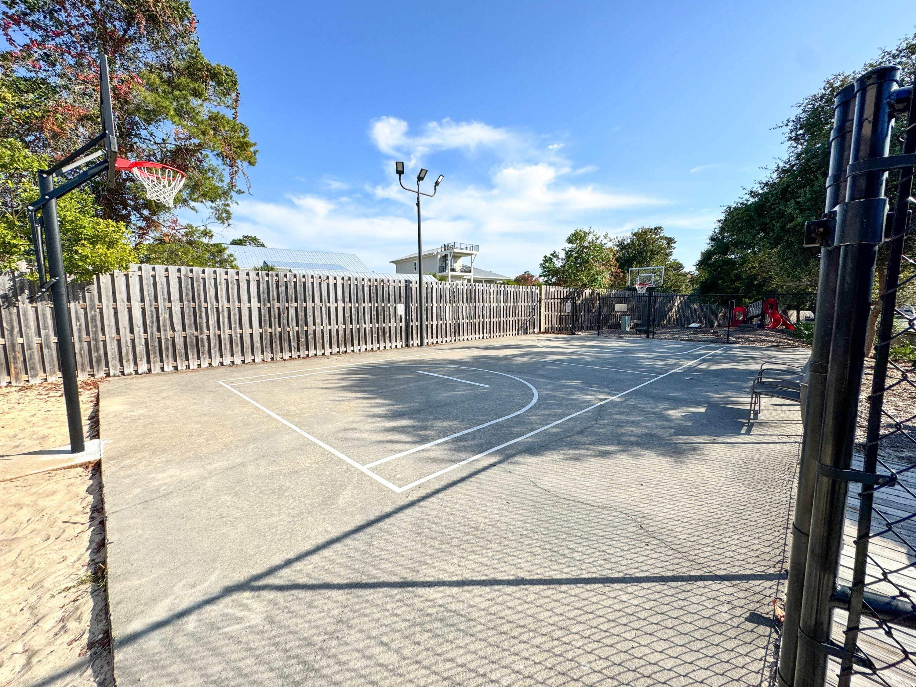 HIDDEN DUNES BEACH COTTAGES 1 - Residential