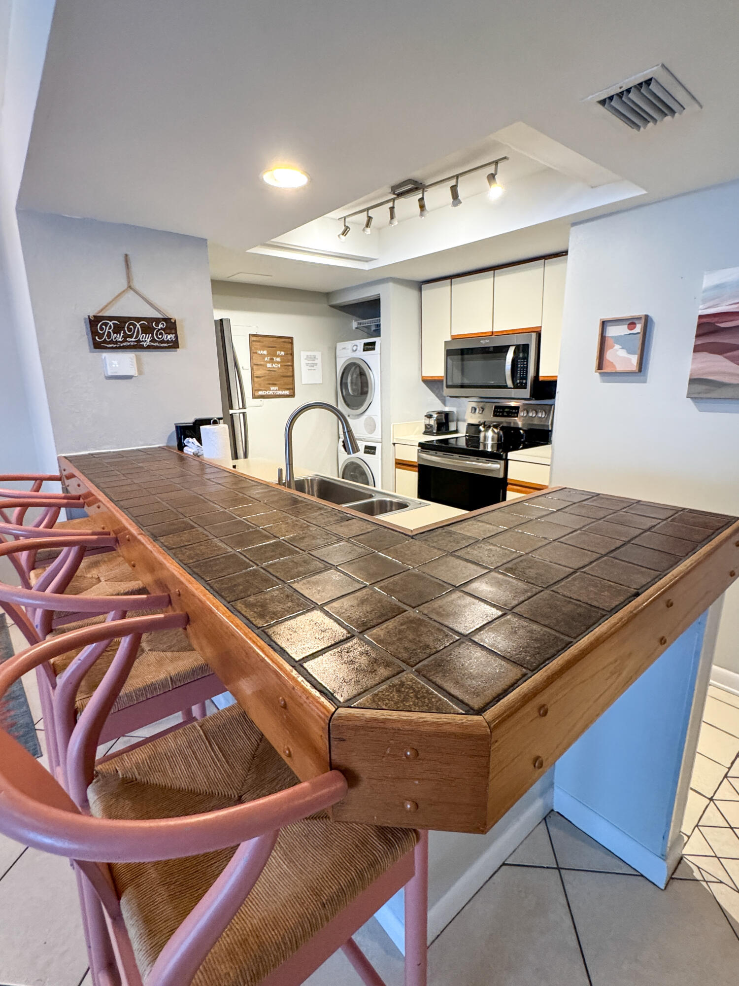 HIDDEN DUNES BEACH COTTAGES 1 - Residential