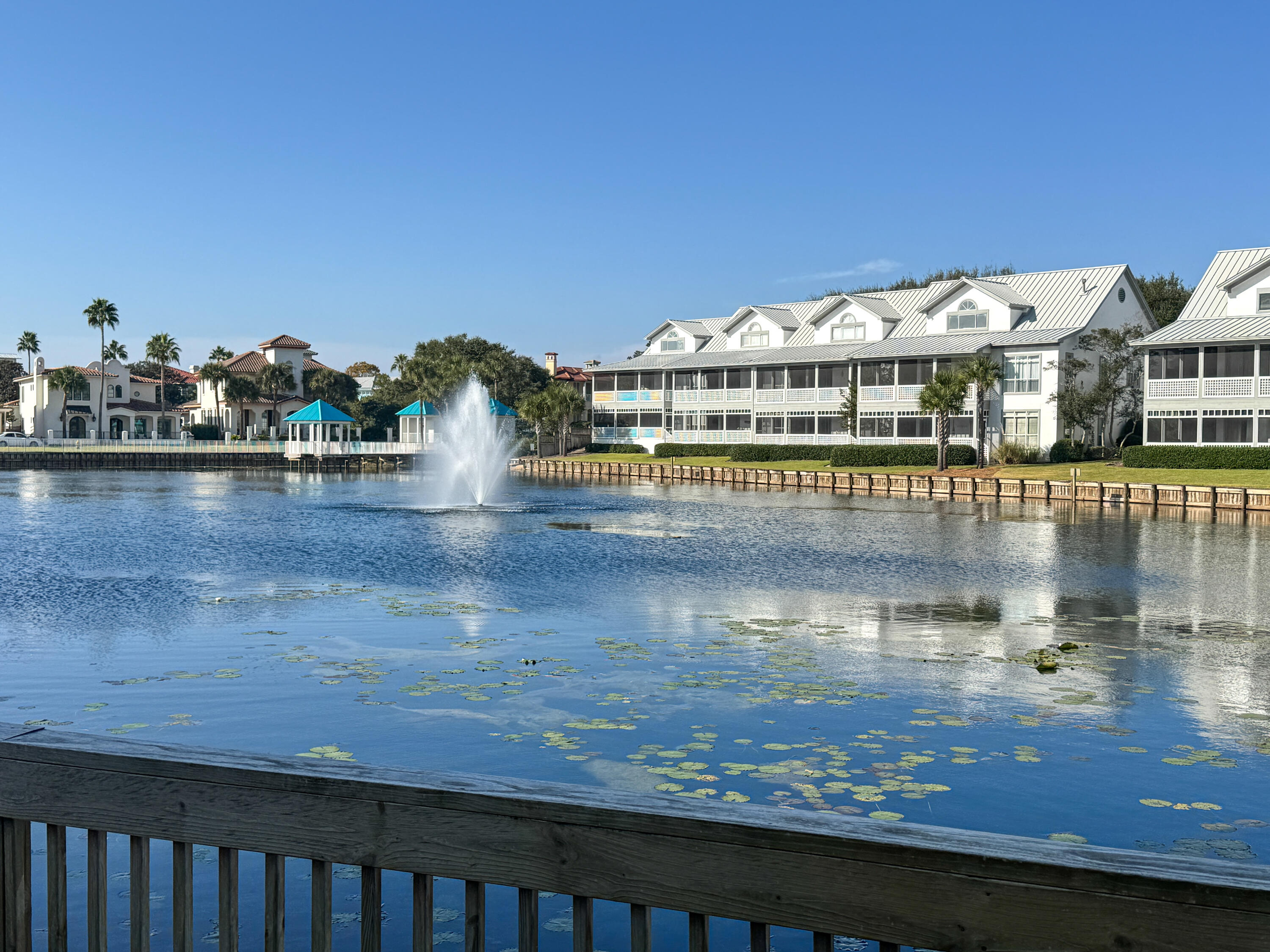 HIDDEN DUNES BEACH COTTAGES 1 - Residential