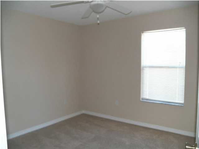 RIDGE CREST PH II - Residential Lease