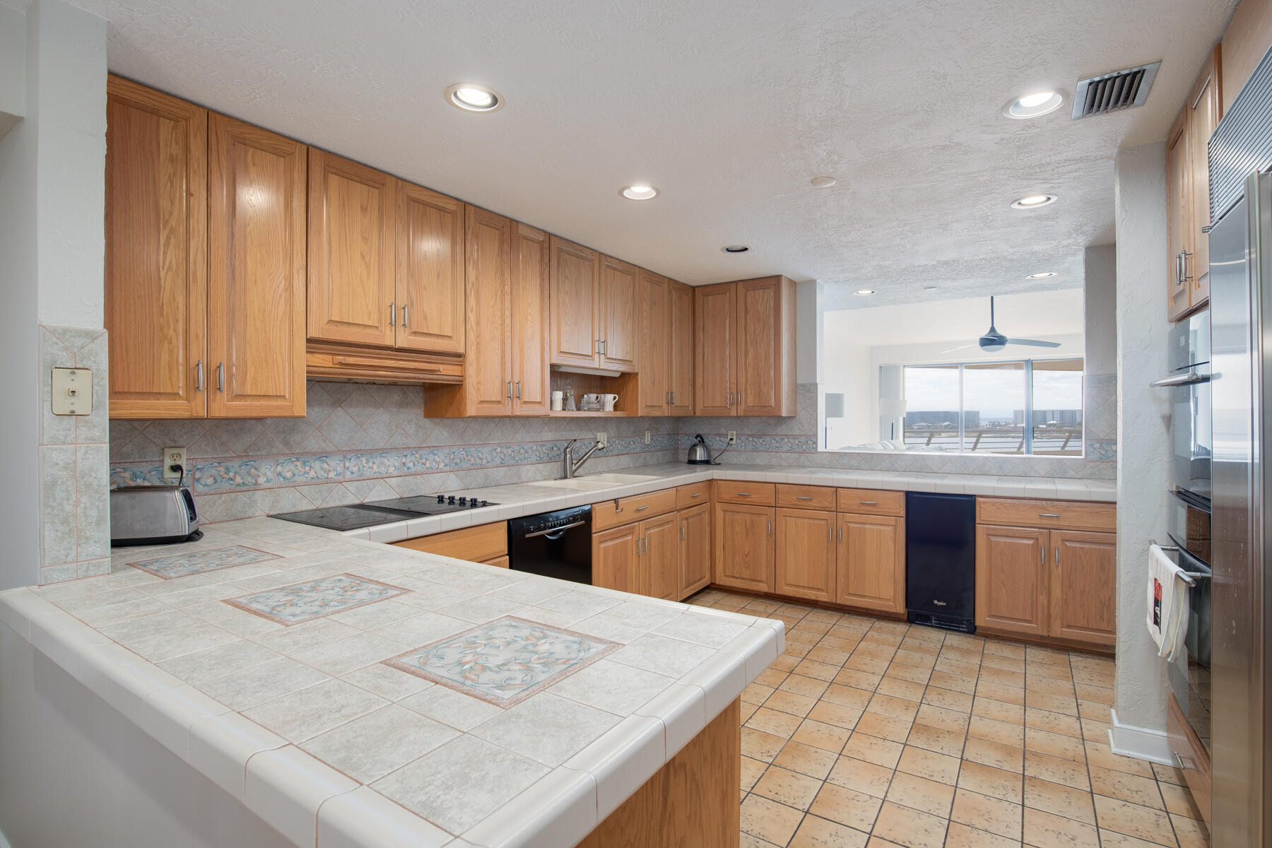 200 WEST - Residential