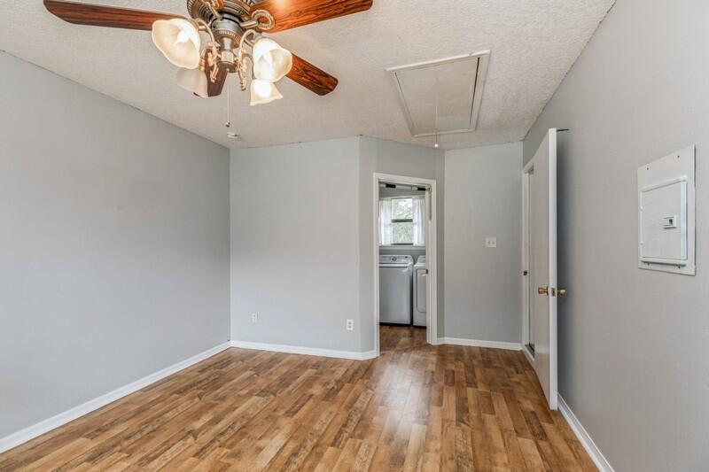 COUNTRYVIEW ESTATES - Residential