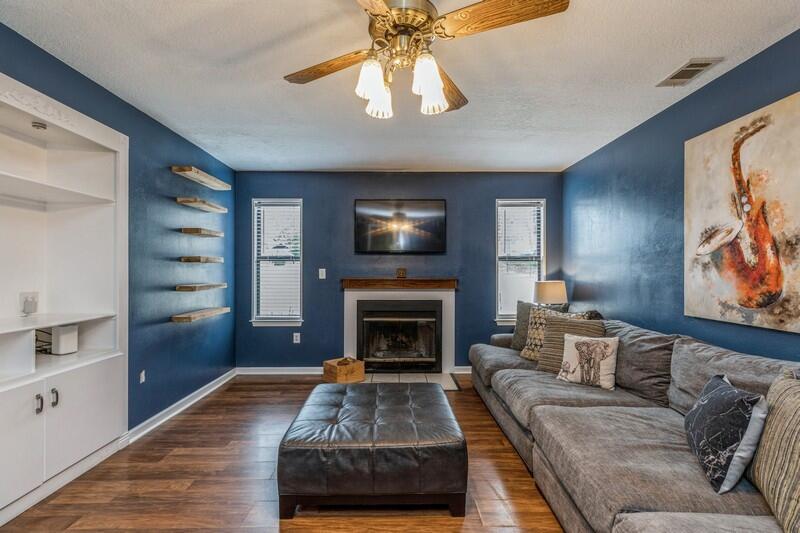 COUNTRYVIEW ESTATES - Residential