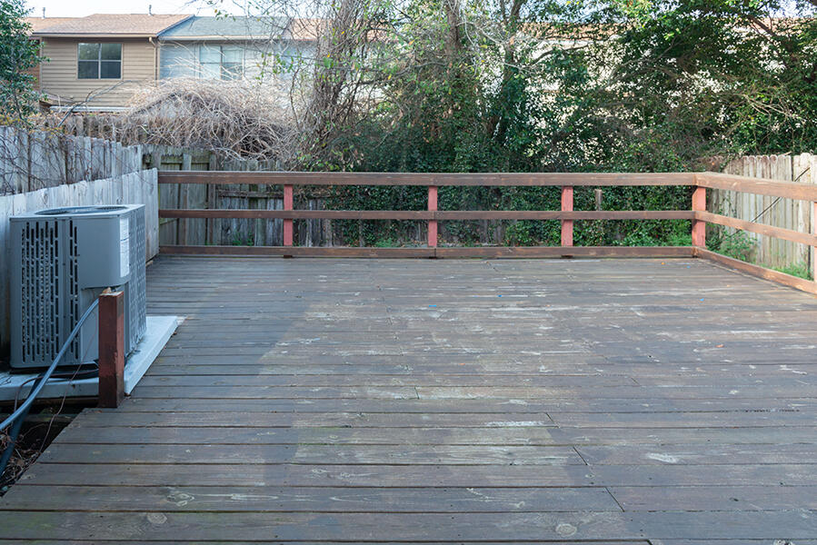 MONTAGE MANOR - Residential Lease