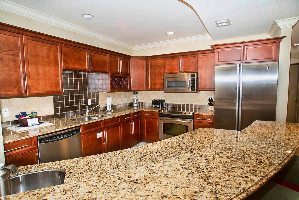 EMERALD GRANDE - Residential