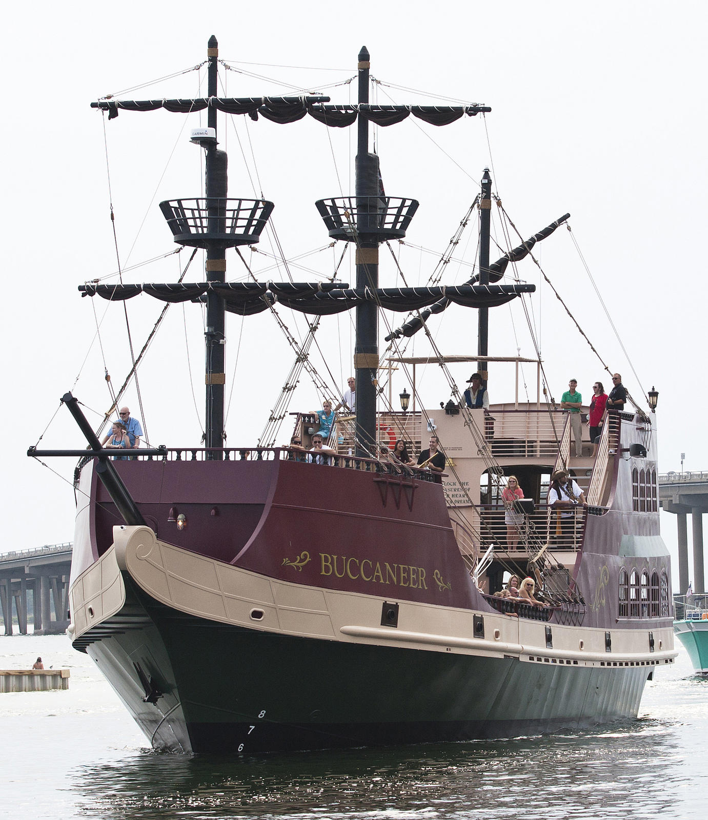 EMERALD GRANDE - Residential