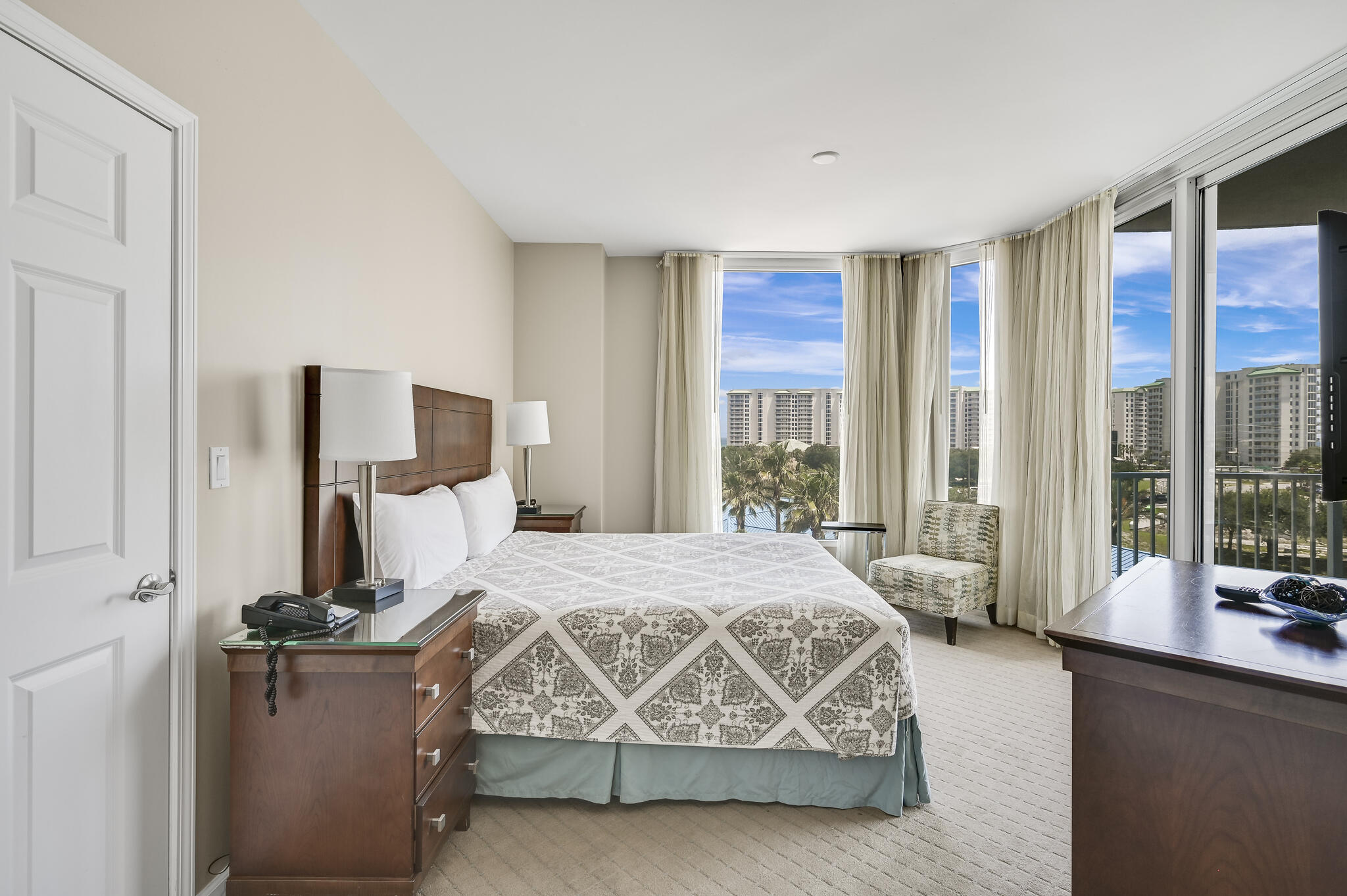 THE PALMS OF DESTIN - Residential