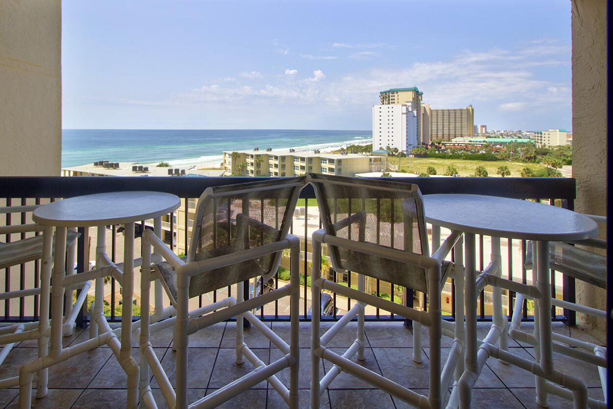 SUNDESTIN INTERNATIONAL CONDO - Residential