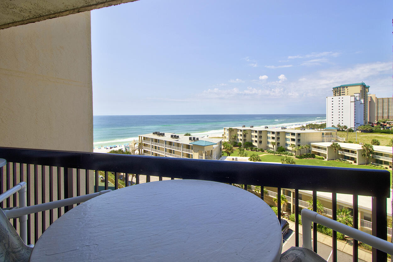 SUNDESTIN INTERNATIONAL CONDO - Residential