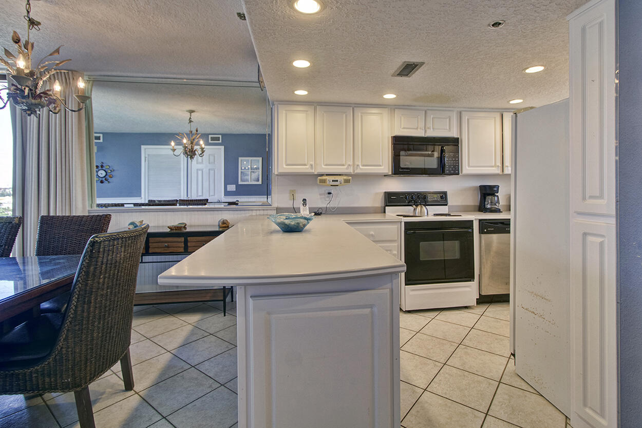 SUNDESTIN INTERNATIONAL CONDO - Residential