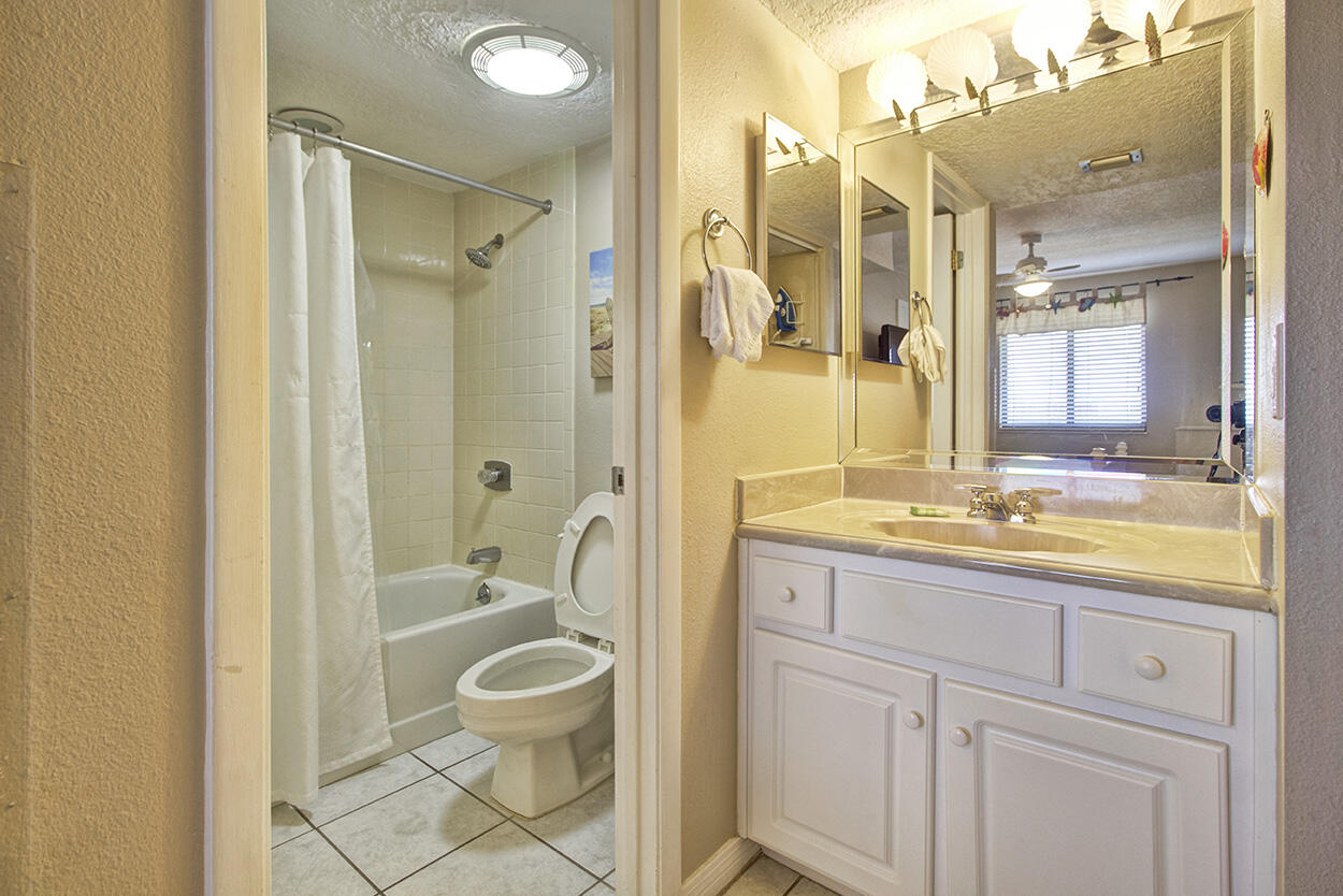 SUNDESTIN INTERNATIONAL CONDO - Residential