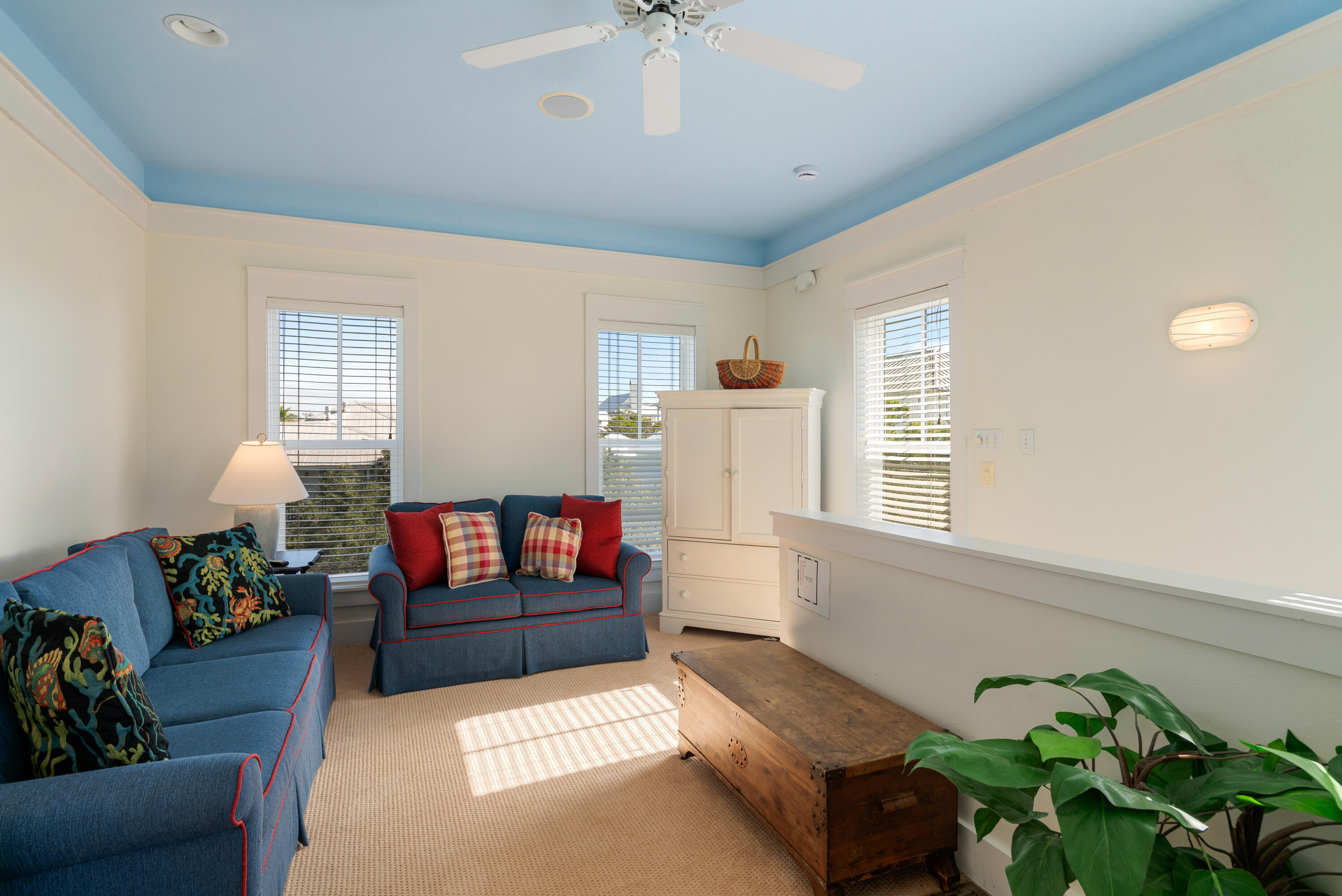 OLD FLORIDA BEACH - Residential Lease