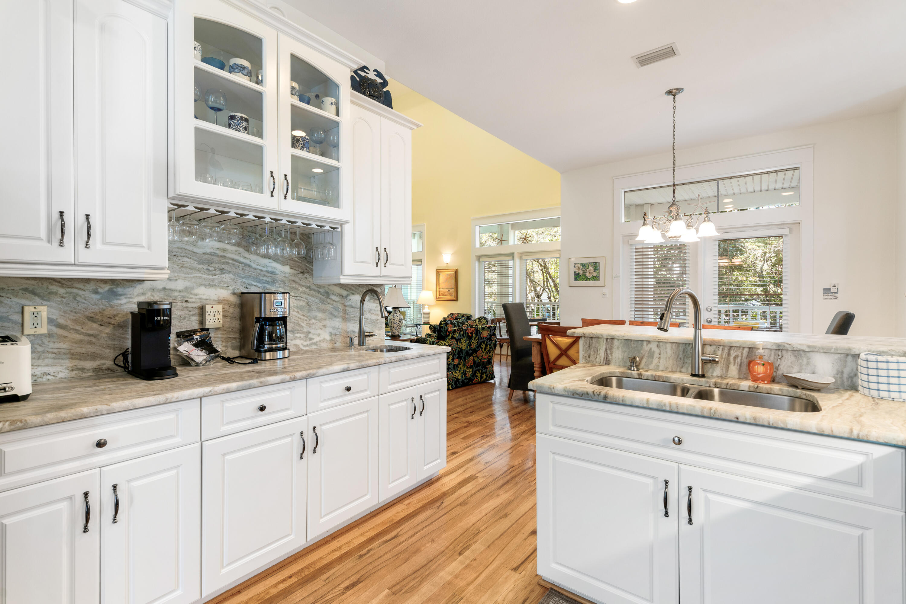 OLD FLORIDA BEACH - Residential Lease