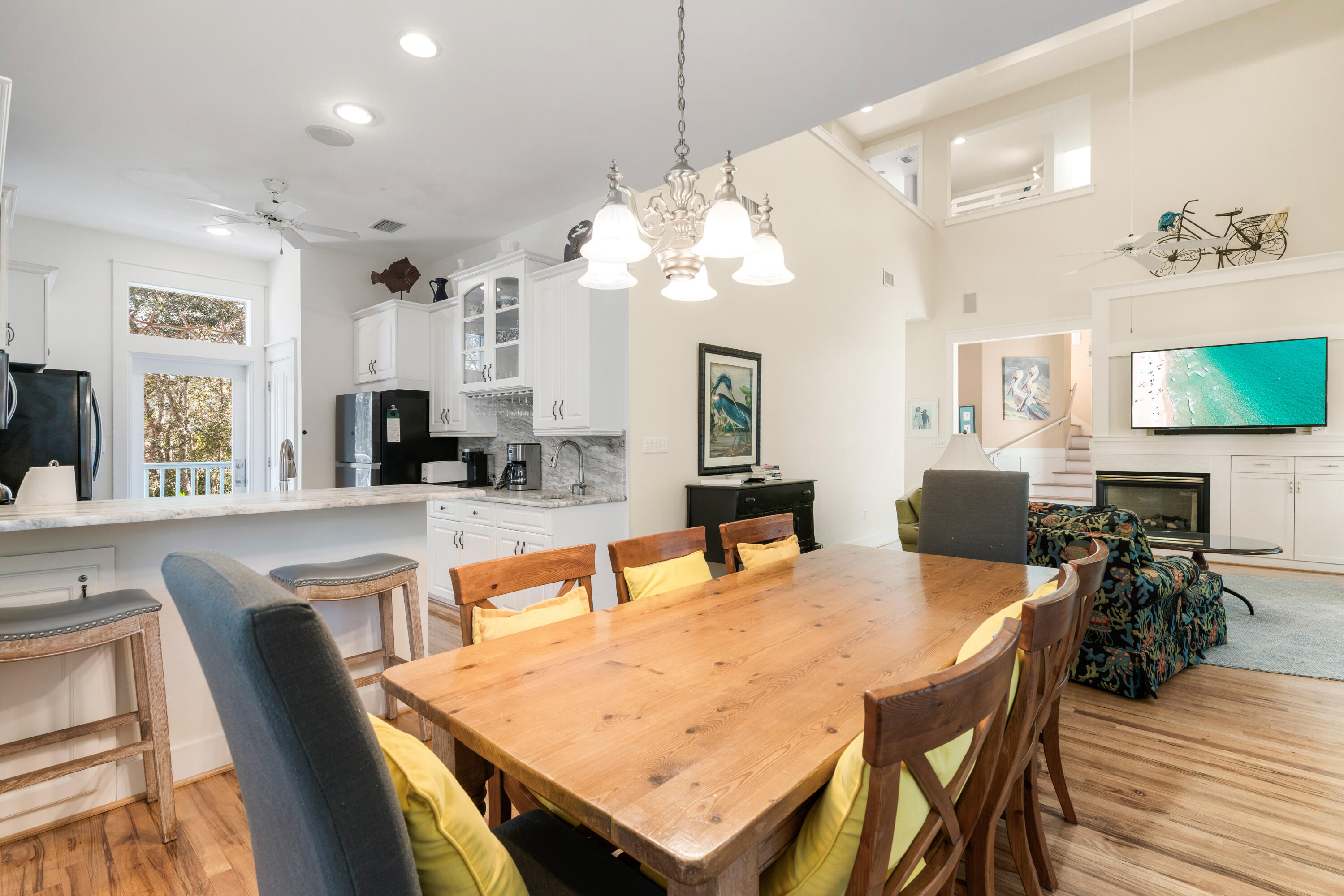 OLD FLORIDA BEACH - Residential Lease