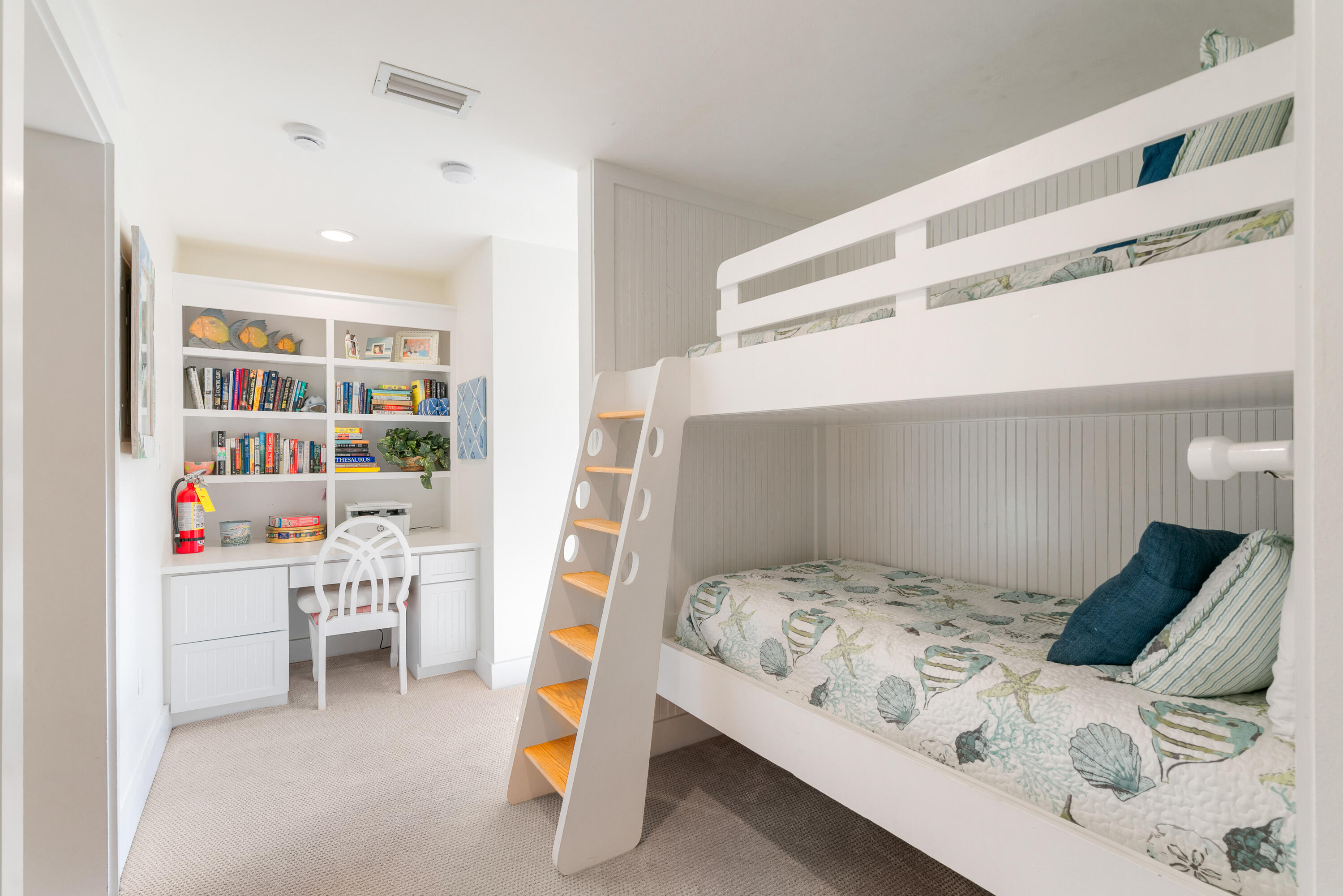 OLD FLORIDA BEACH - Residential Lease