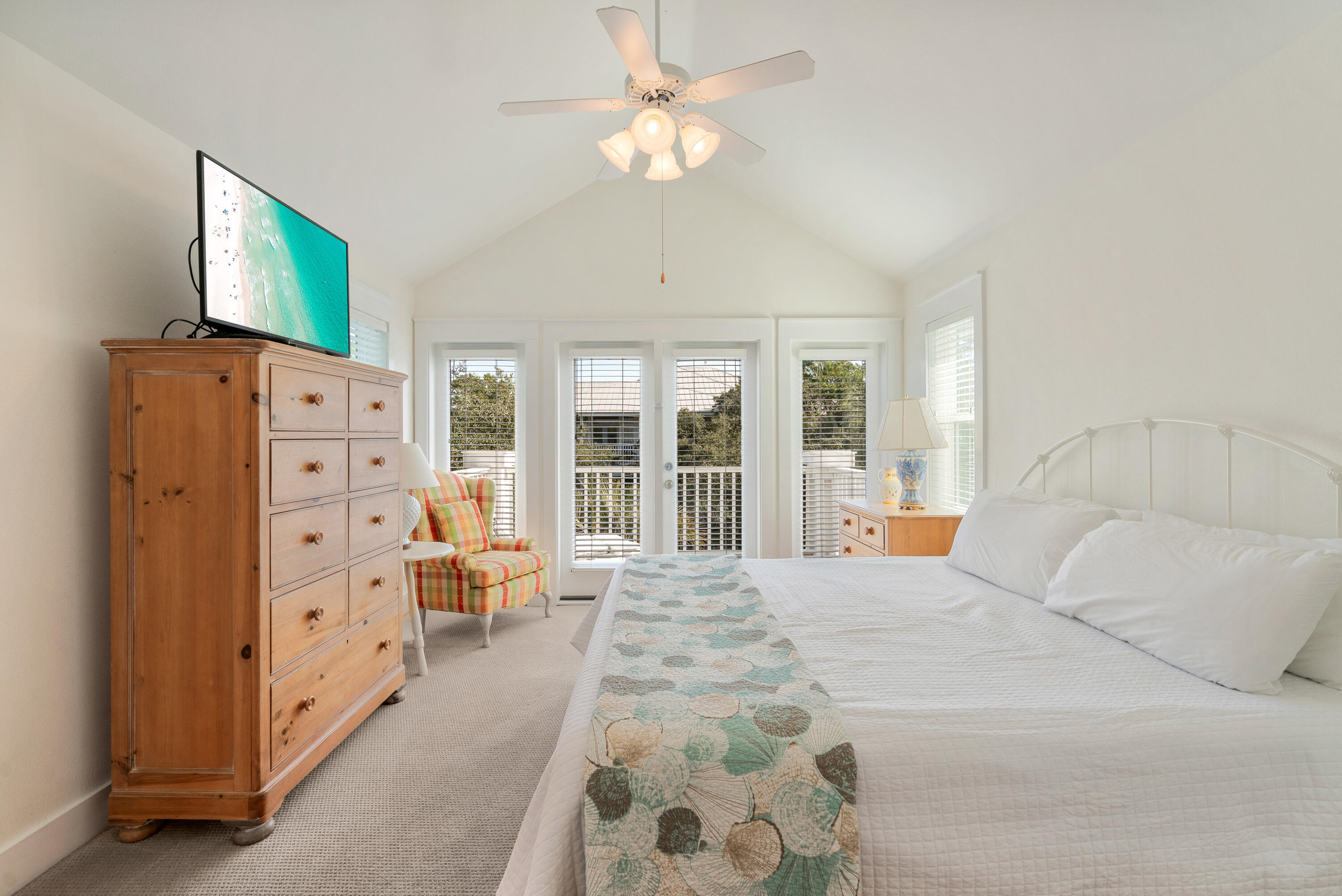 OLD FLORIDA BEACH - Residential Lease