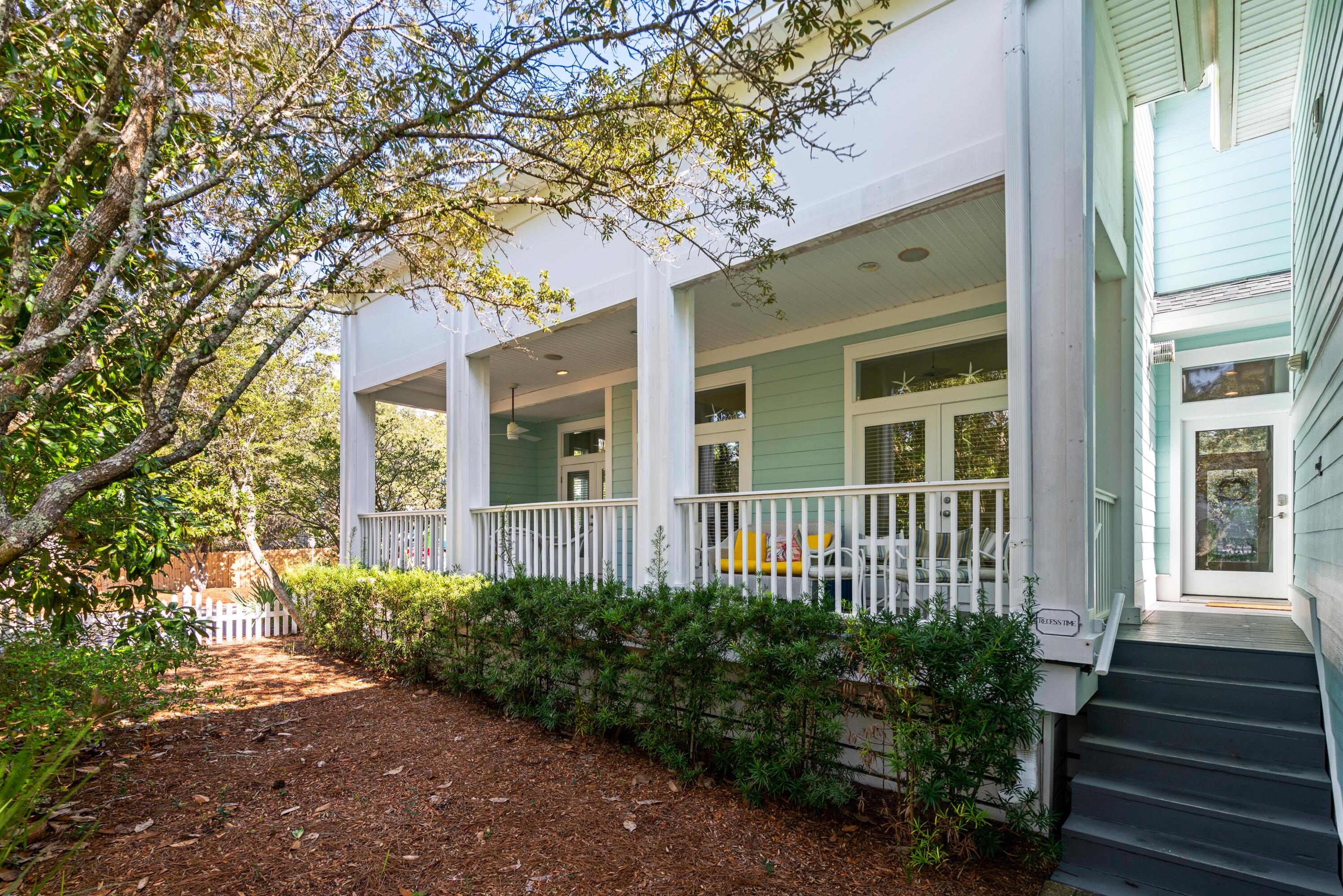 OLD FLORIDA BEACH - Residential Lease