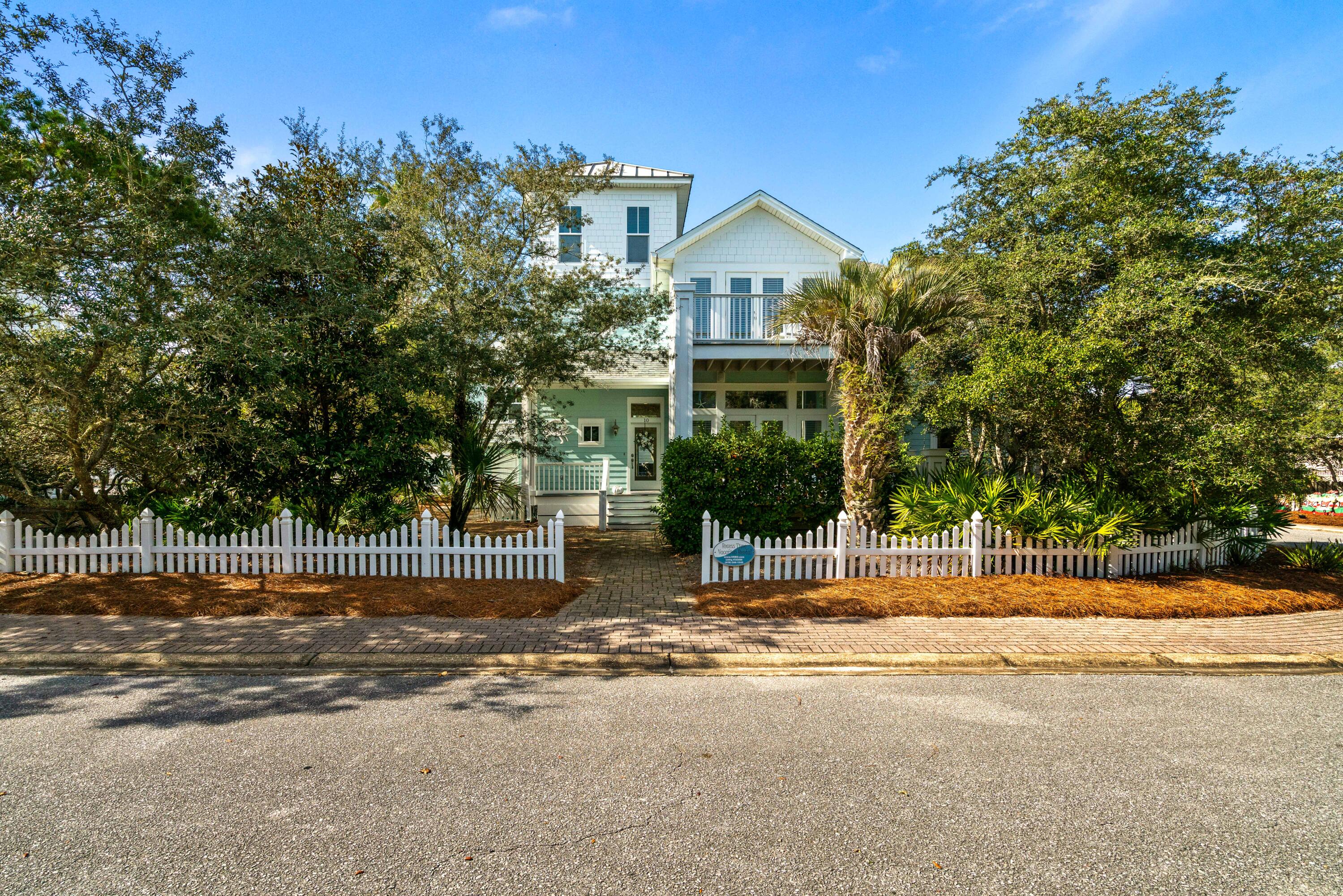 OLD FLORIDA BEACH - Residential Lease