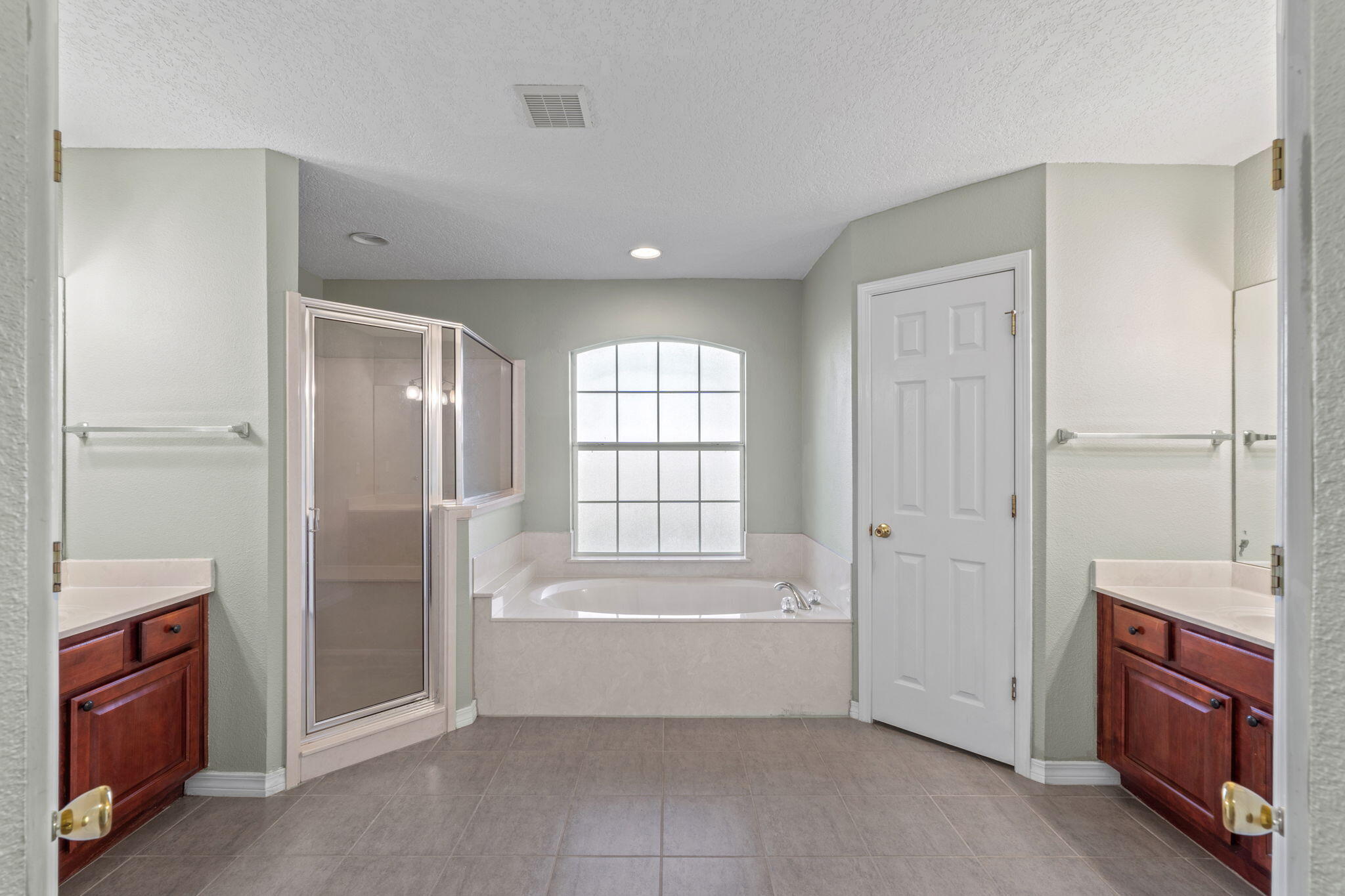 MELISSA OAKS - Residential