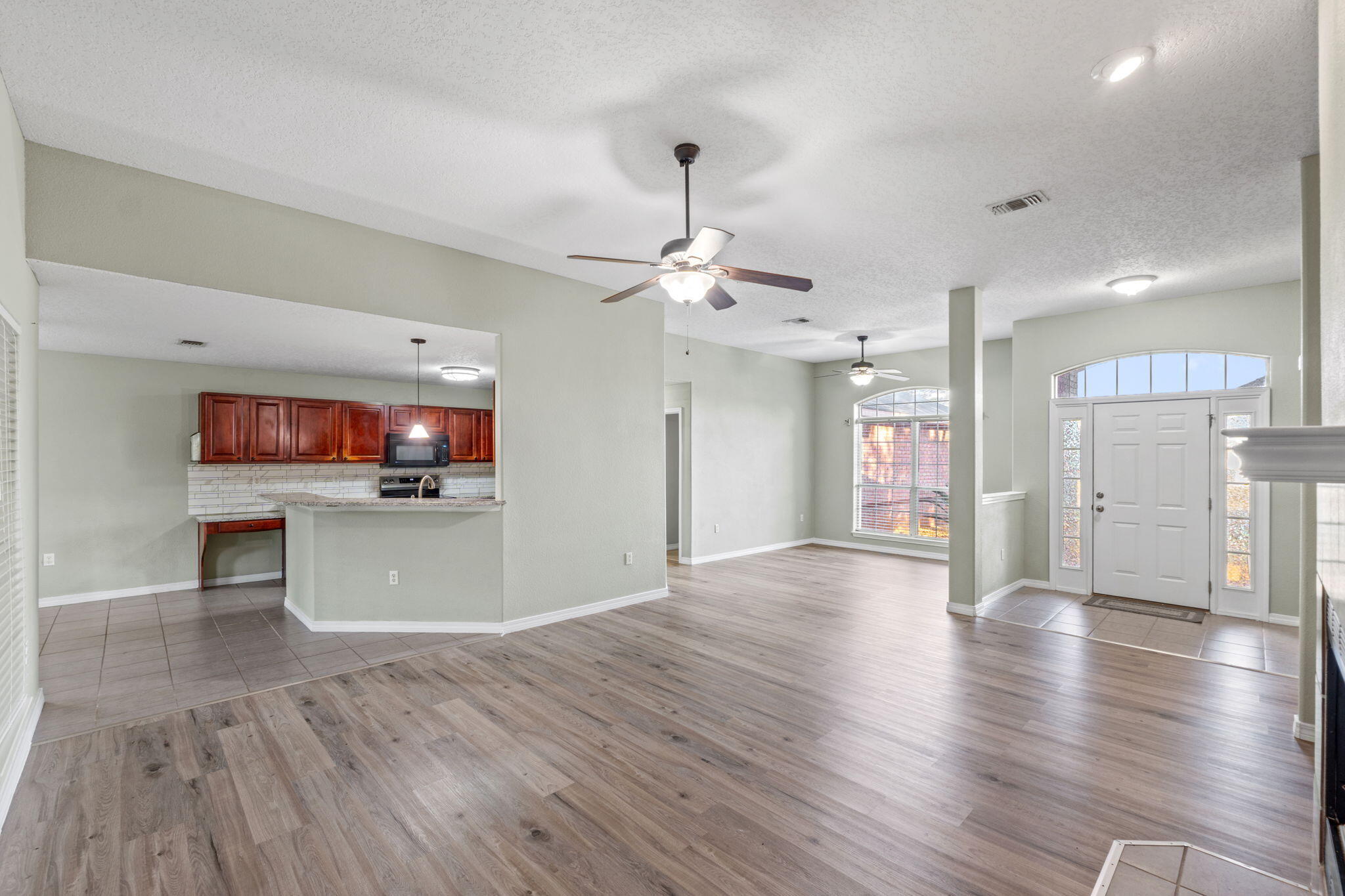 MELISSA OAKS - Residential