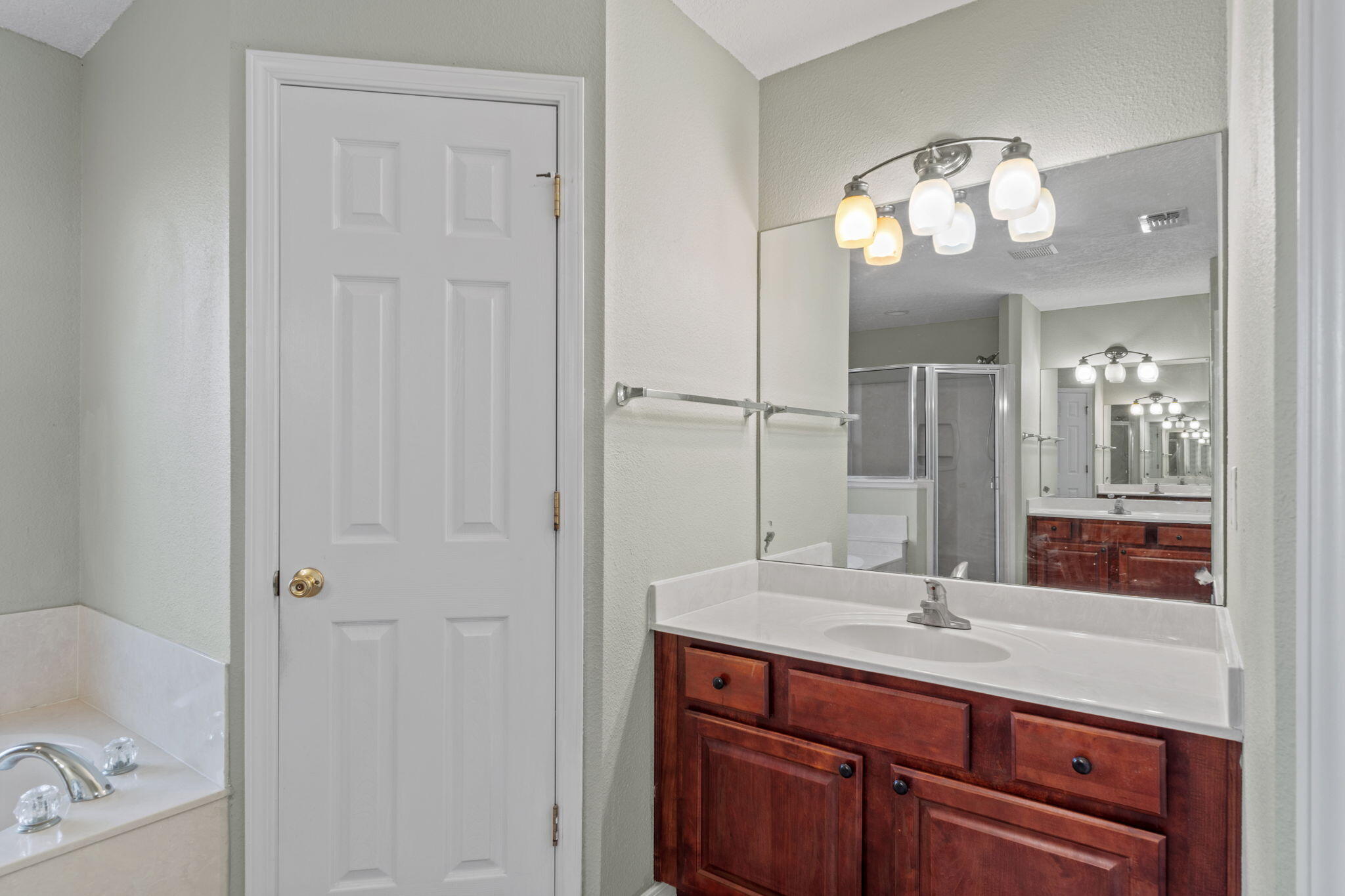 MELISSA OAKS - Residential