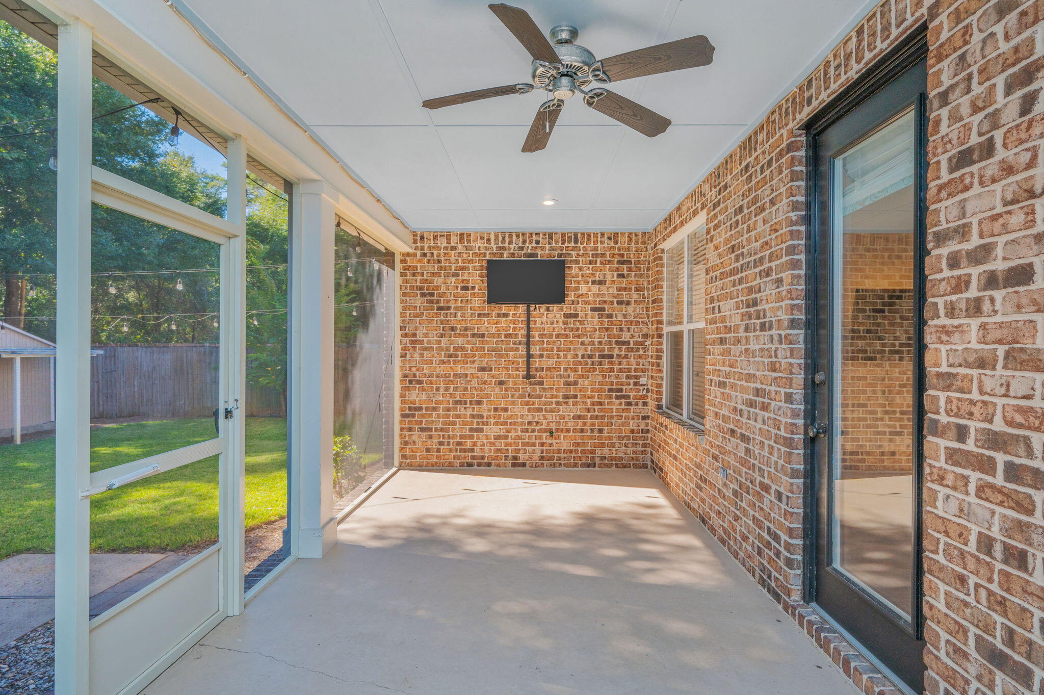 PRESERVE AT SWIFT CREEK - Residential Lease