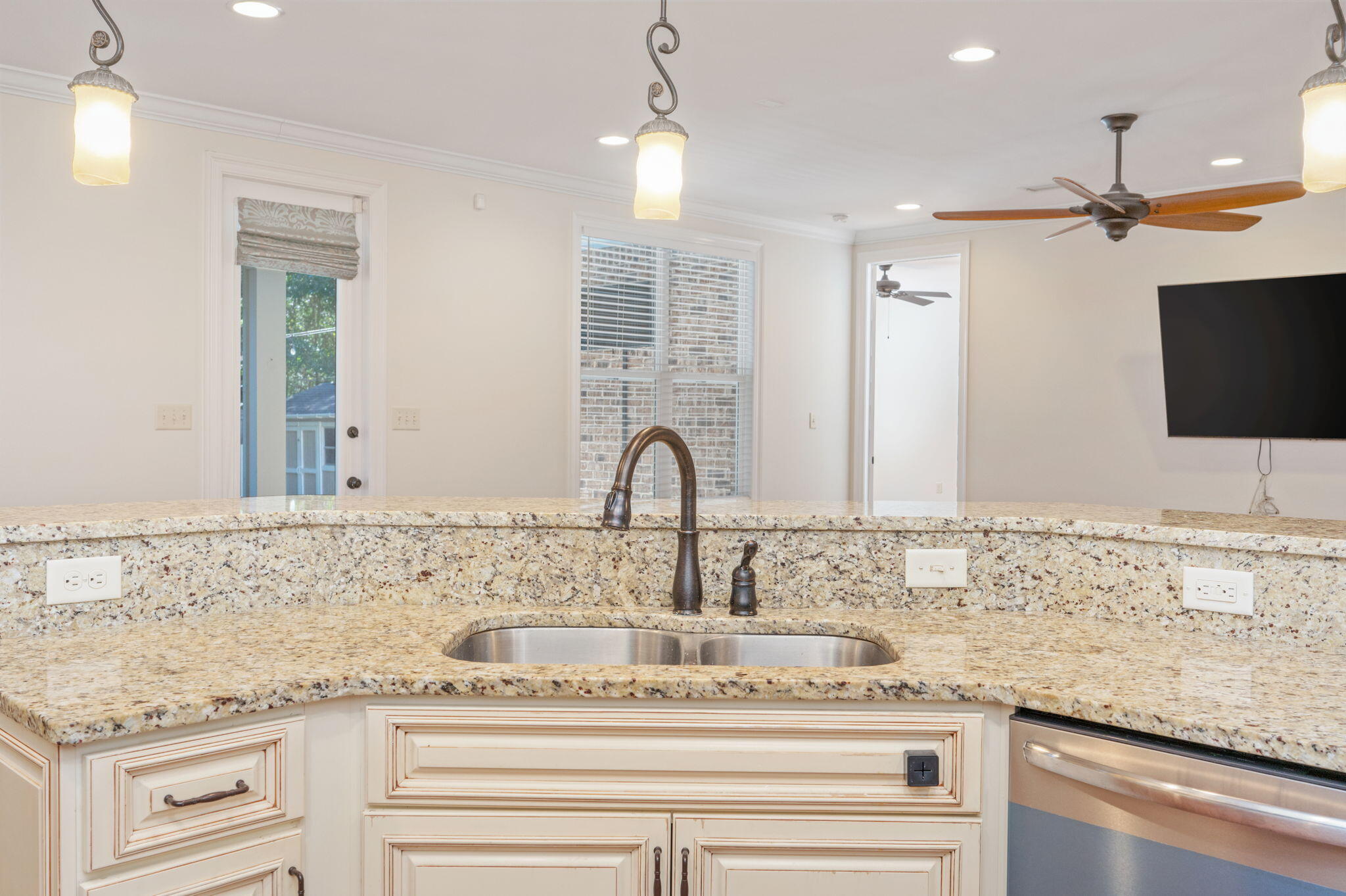 PRESERVE AT SWIFT CREEK - Residential Lease