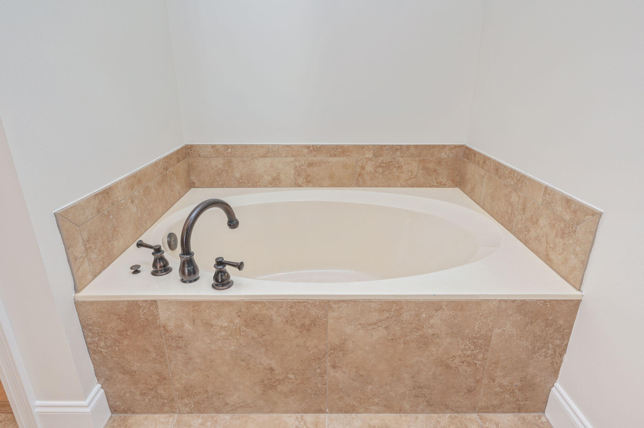 PRESERVE AT SWIFT CREEK - Residential Lease