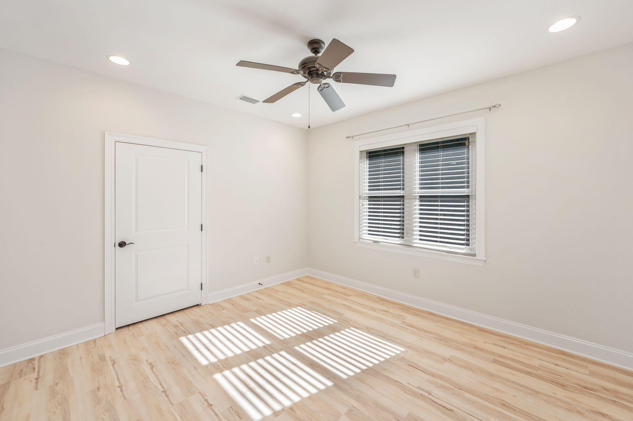 PRESERVE AT SWIFT CREEK - Residential Lease