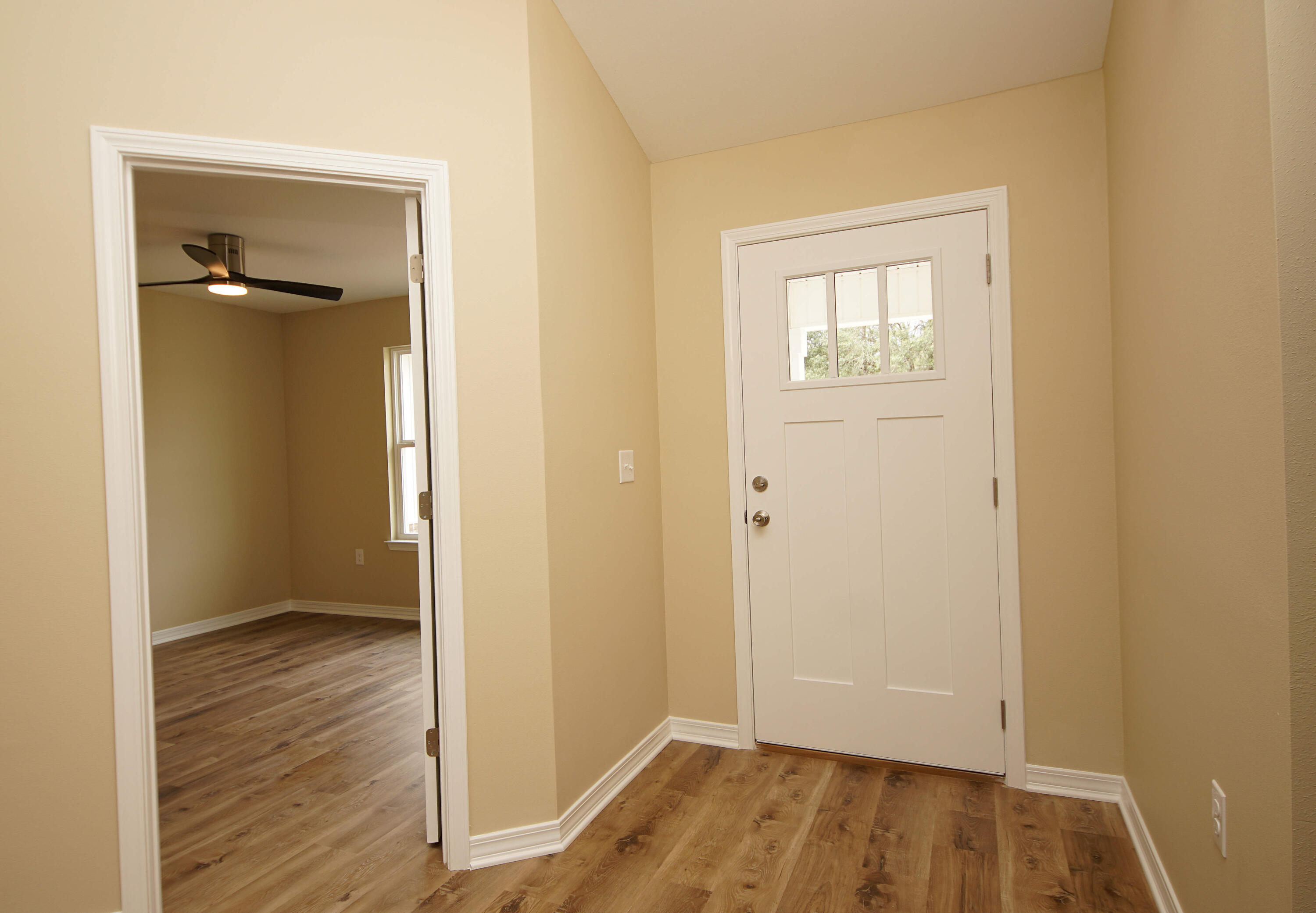 MORRIS ADDN TO CRESTVIEW - Residential