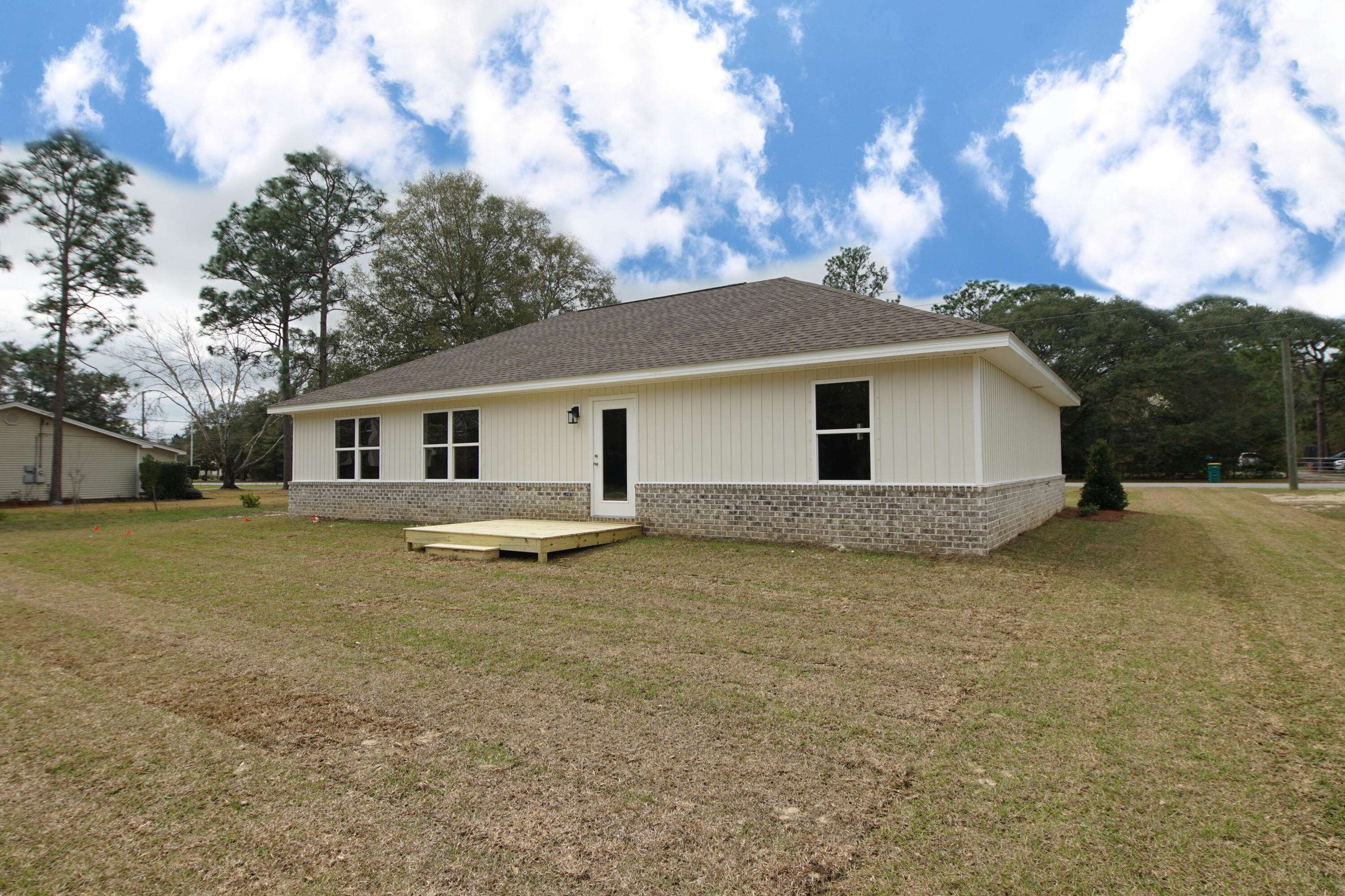 MORRIS ADDN TO CRESTVIEW - Residential