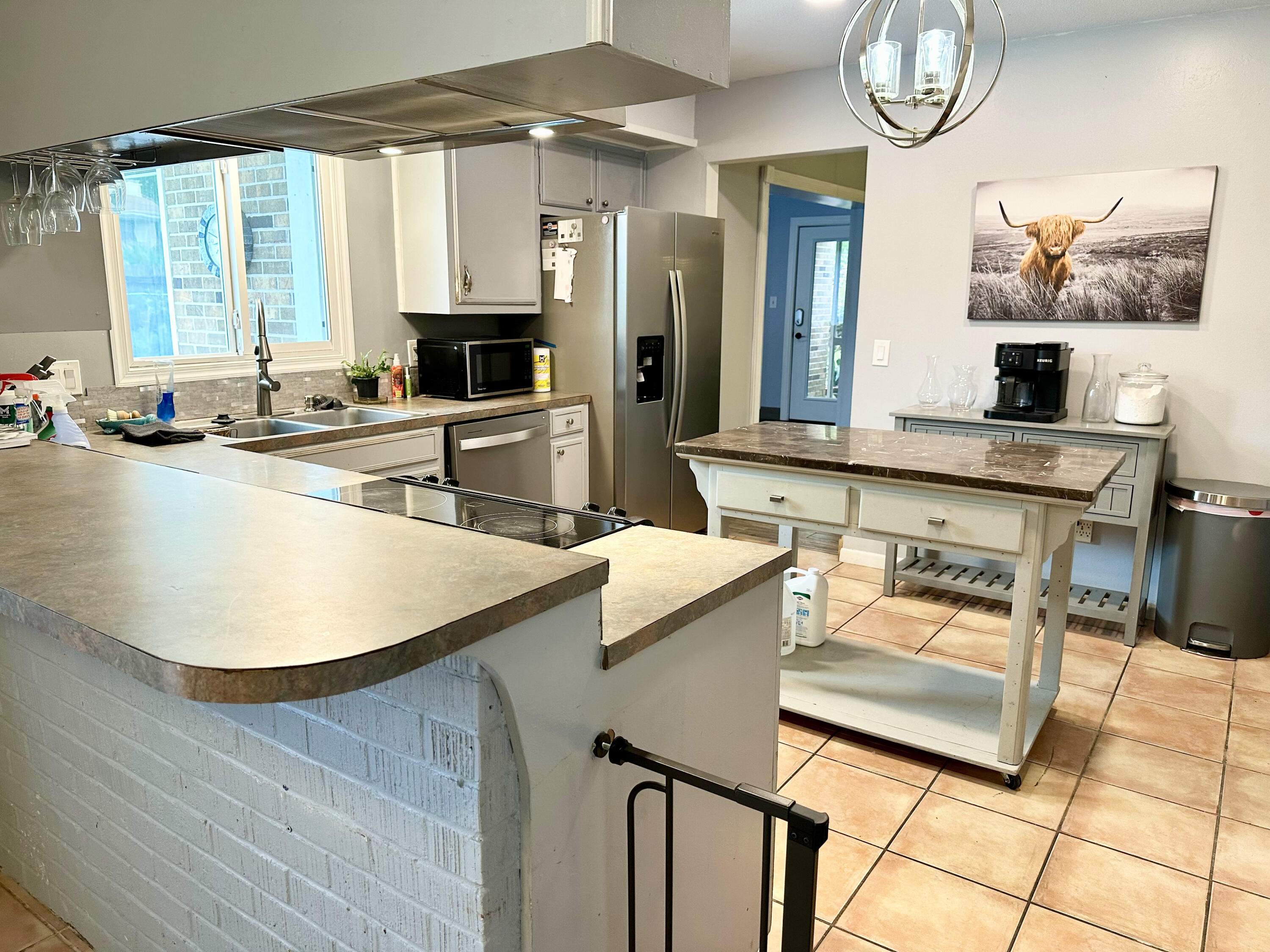 COLONIAL HEIGHTS - Residential