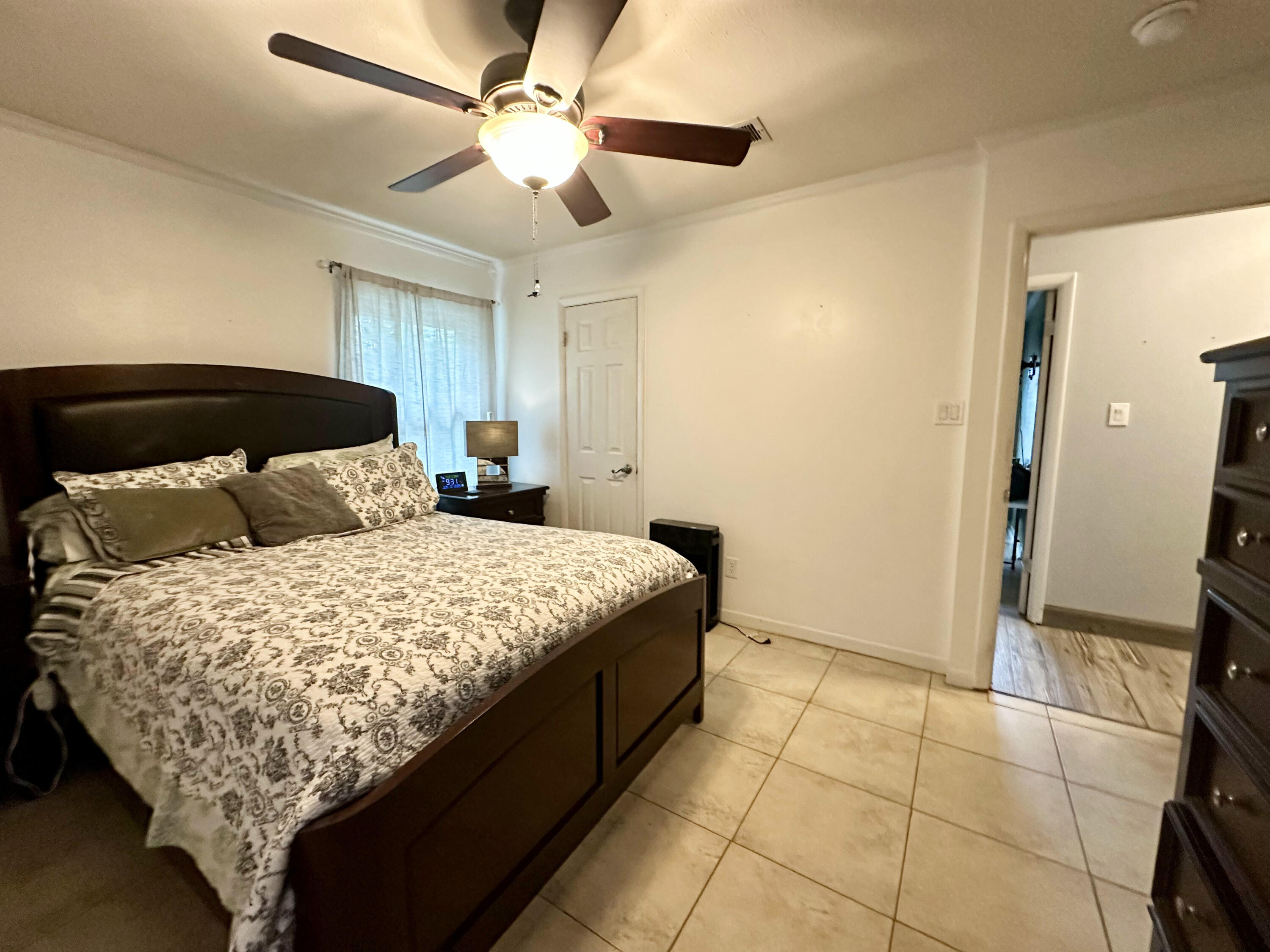 COLONIAL HEIGHTS - Residential