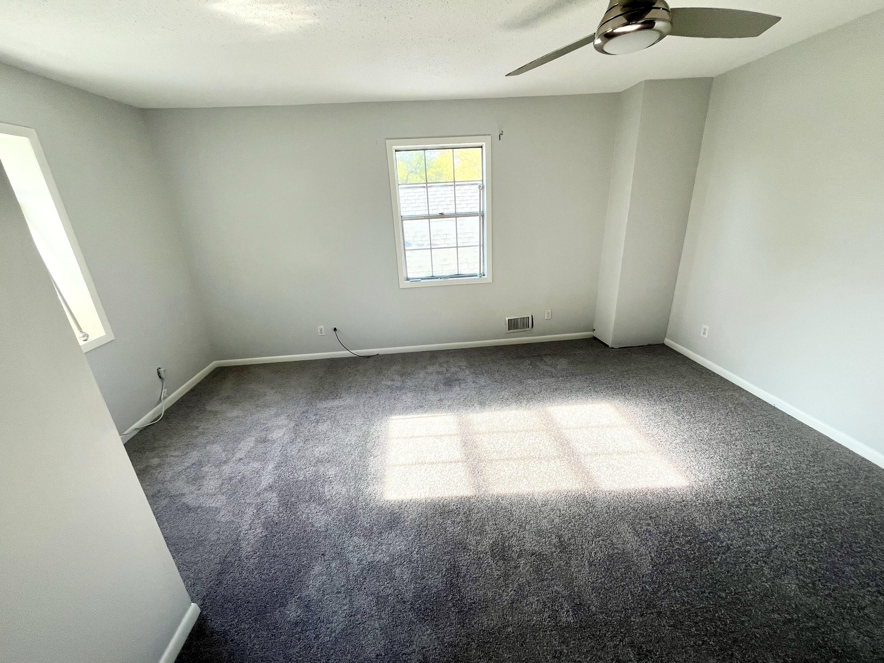COLONIAL HEIGHTS - Residential