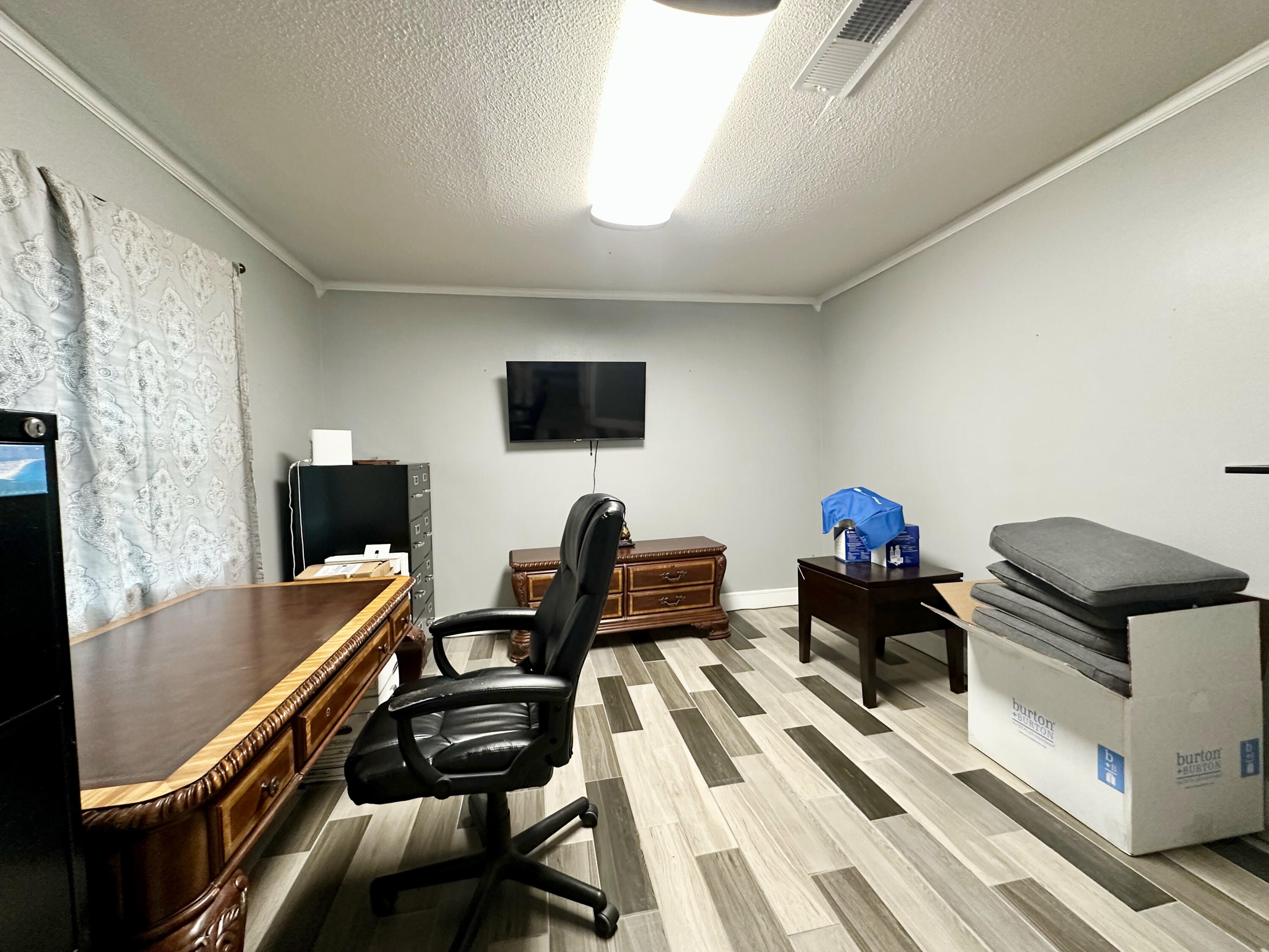 COLONIAL HEIGHTS - Residential
