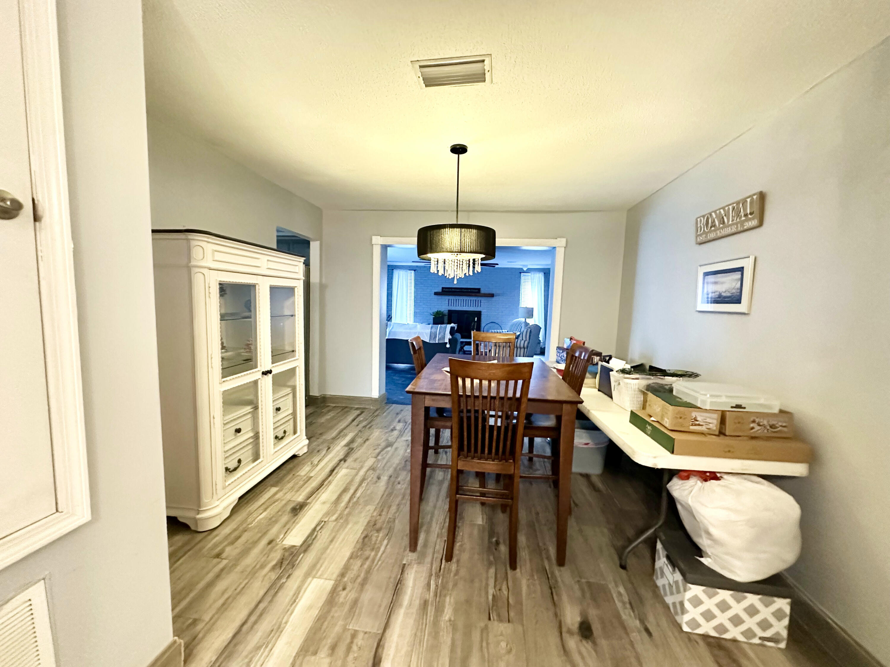 COLONIAL HEIGHTS - Residential