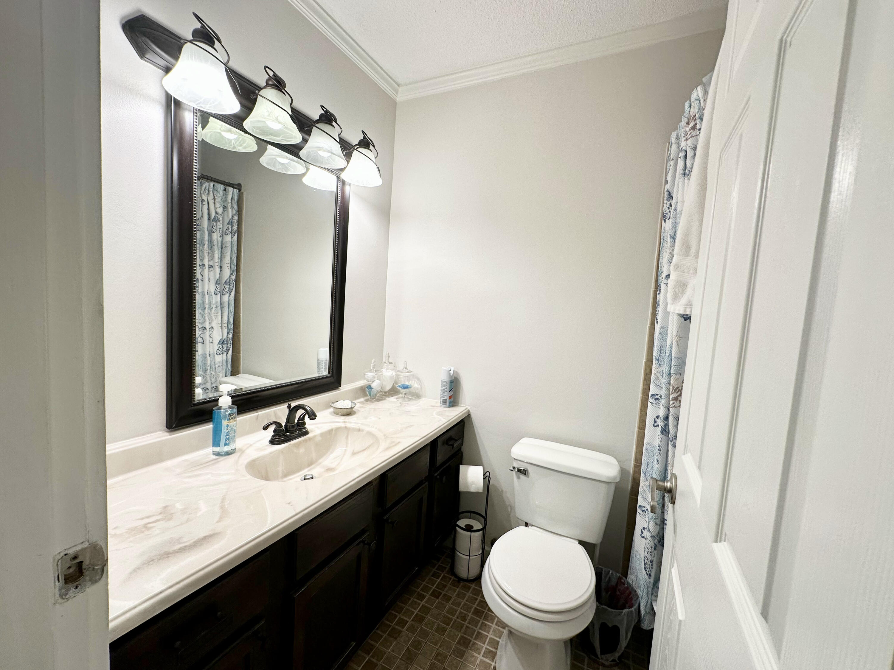 COLONIAL HEIGHTS - Residential