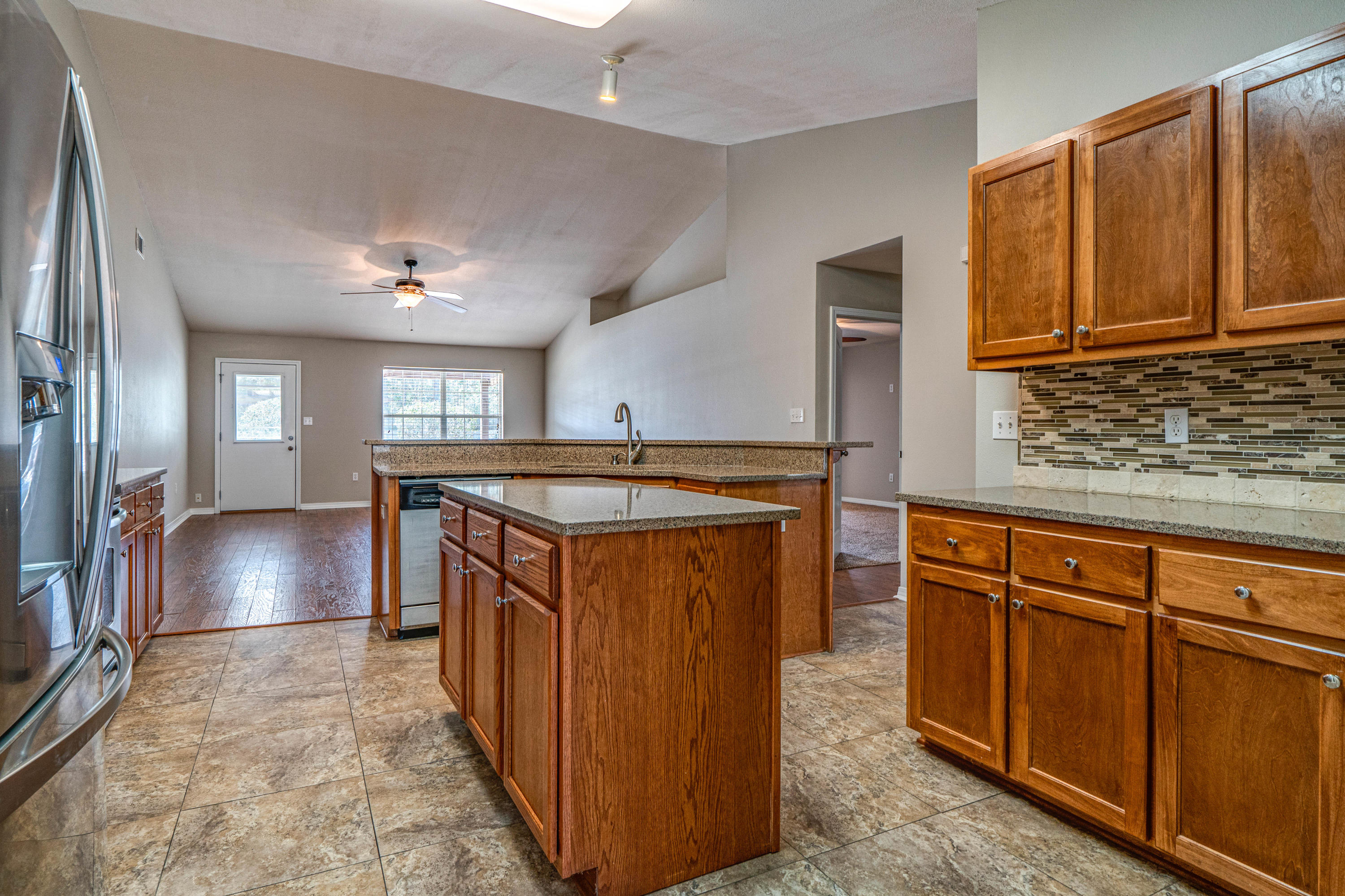 HOLLEY BY THE SEA - Residential