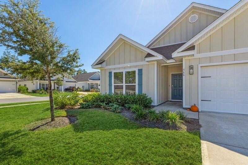 HAMMOCK BAY - FIREFLY - Residential