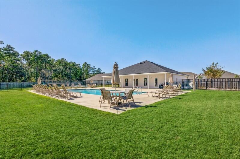HAMMOCK BAY - FIREFLY - Residential