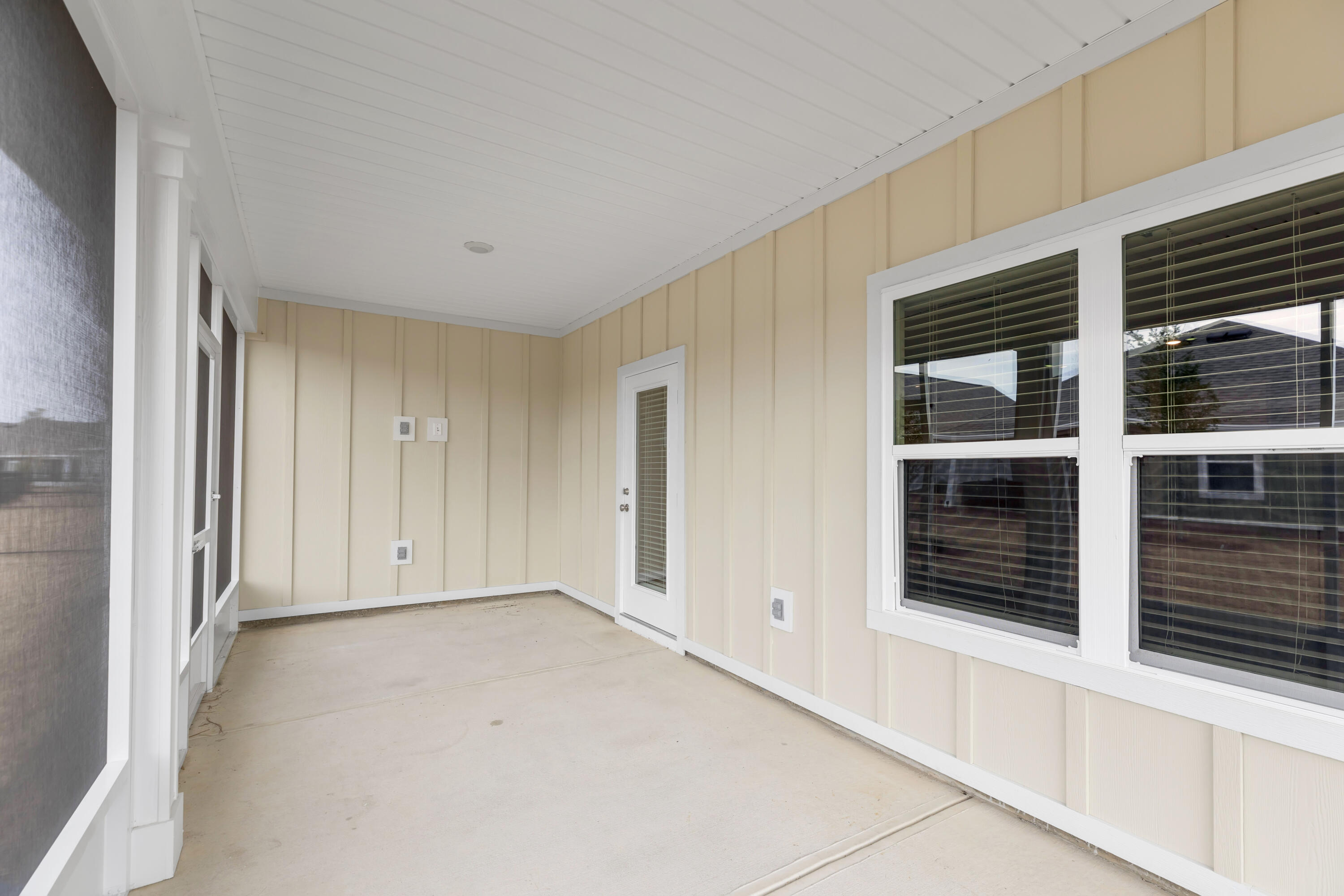 HAMMOCK BAY - FIREFLY - Residential
